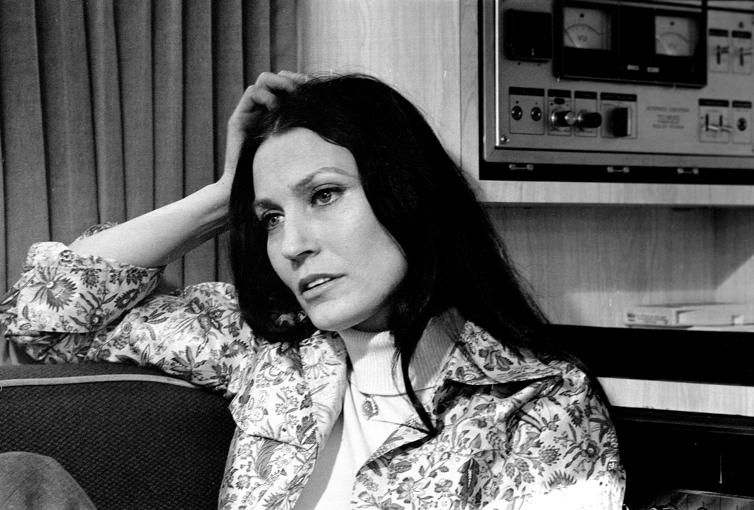 In Loretta Lynn's voice, the unflinching truth - Los Angeles Times - Vimarsana News