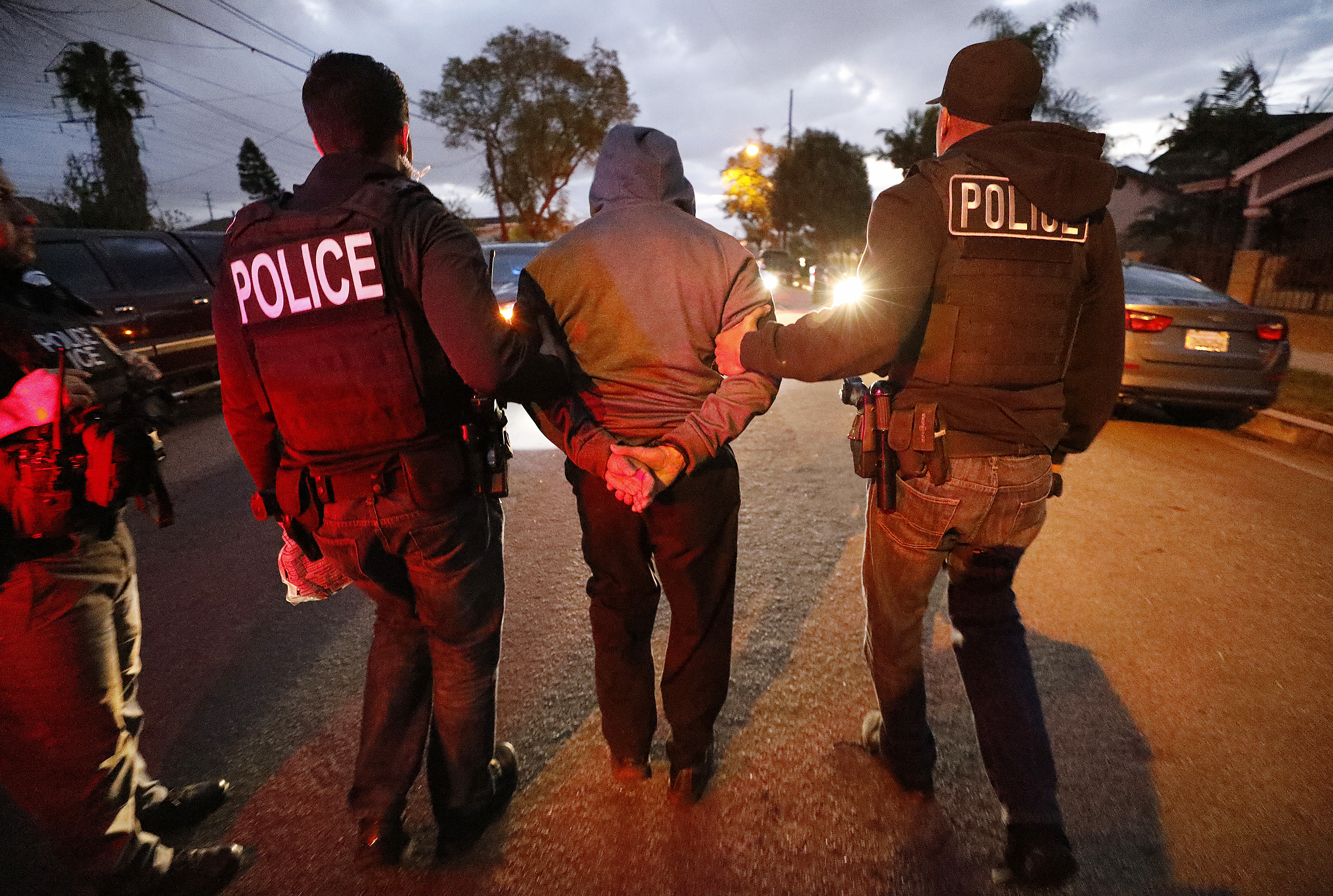 Immigrants sue ICE for spying on their financial records - Vimarsana News