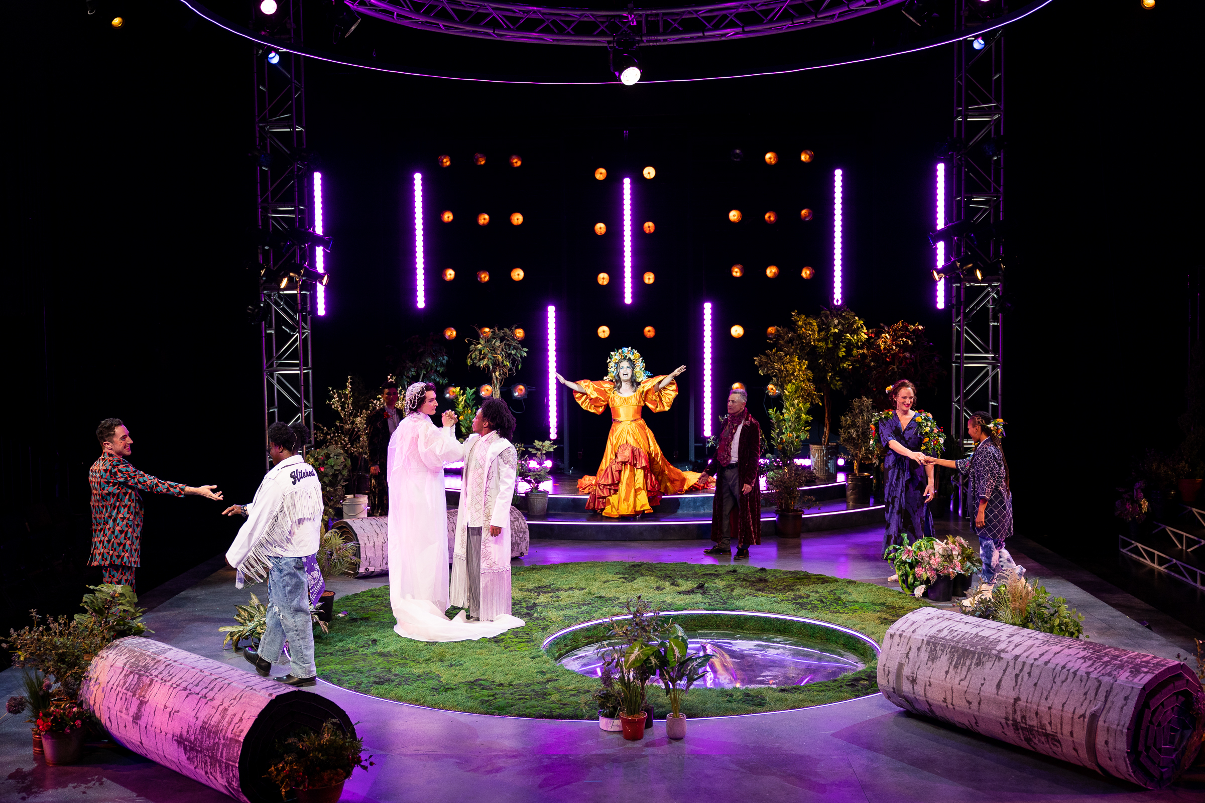 Review: In a world of gender rigidity, La Jolla Playhouse builds an oasis in love-affirming 'As You Like It' - Vimarsana News