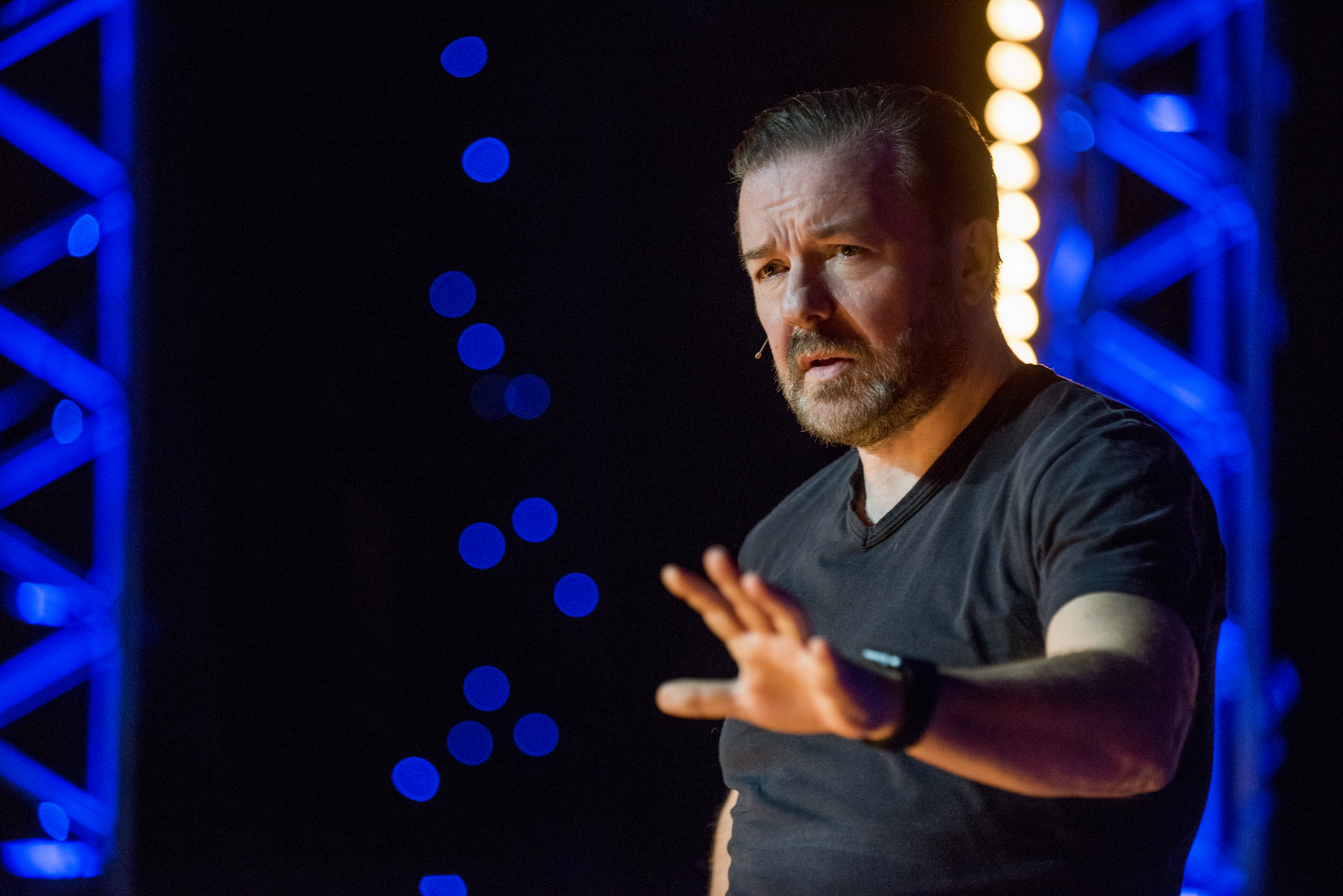 Ricky Gervais defiant in transphobic Netflix special 'SuperNature' - Vimarsana News