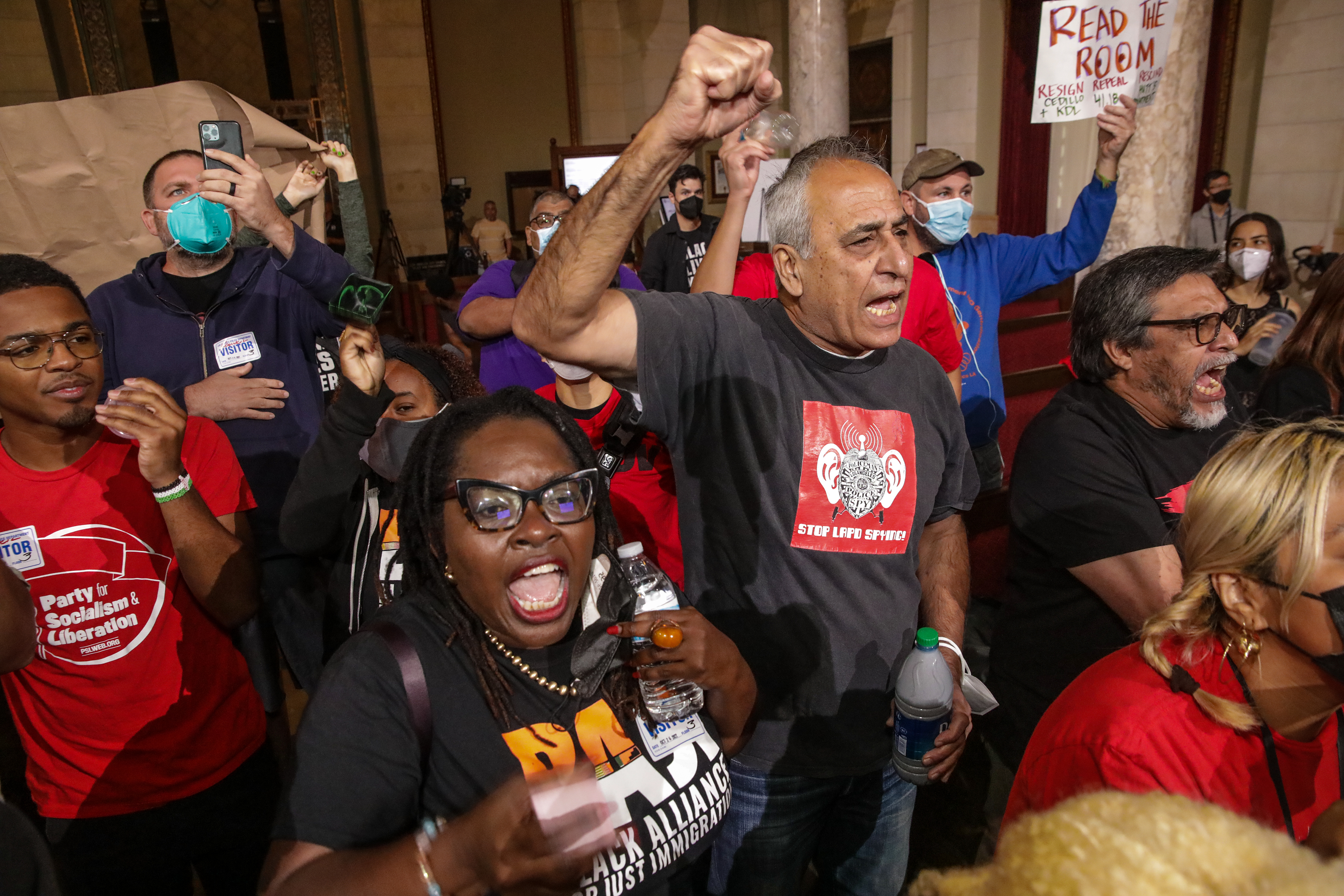 L.A. City Council votes to censure its own members - Vimarsana News