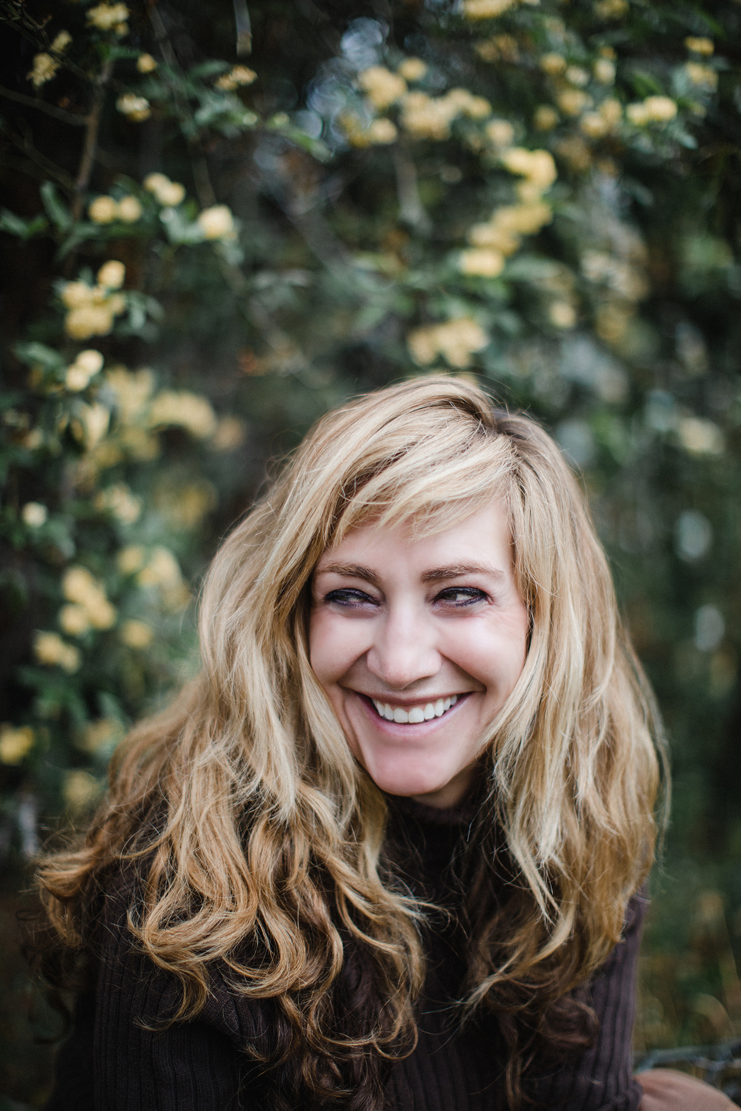 Michelle Dowd's memoir, 'Forager,' on surviving an L.A. forest cult - Vimarsana News