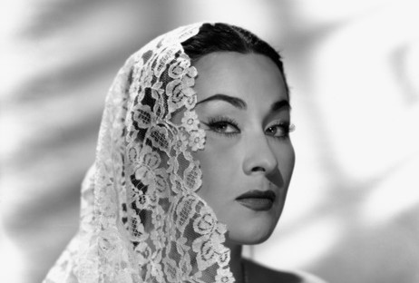 With a new bronze bust, L.A. honors Peruvian singer Yma Sumac - Vimarsana News