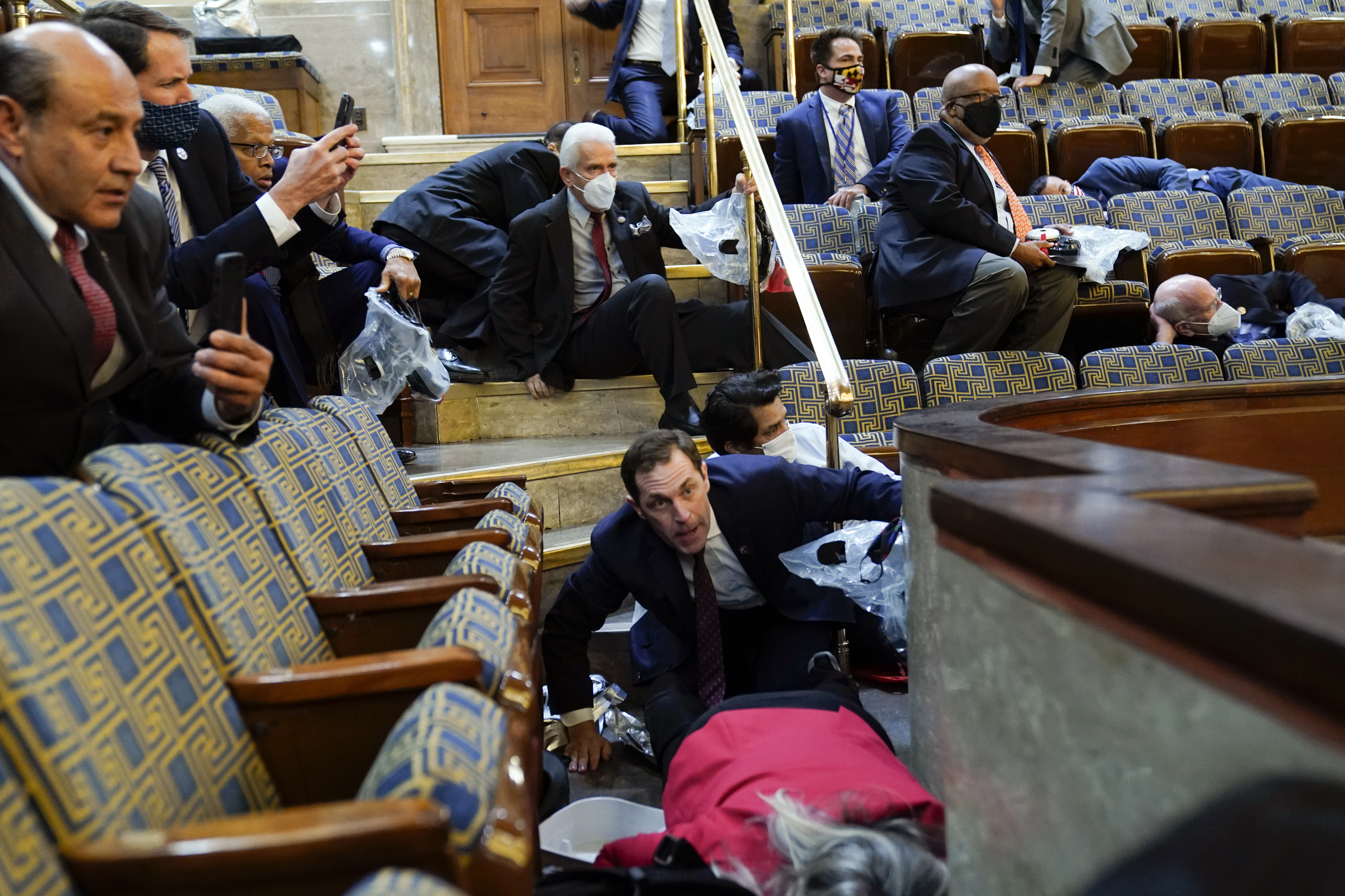 Lawmakers may have been exposed to coronavirus amid Capitol riot - Vimarsana News