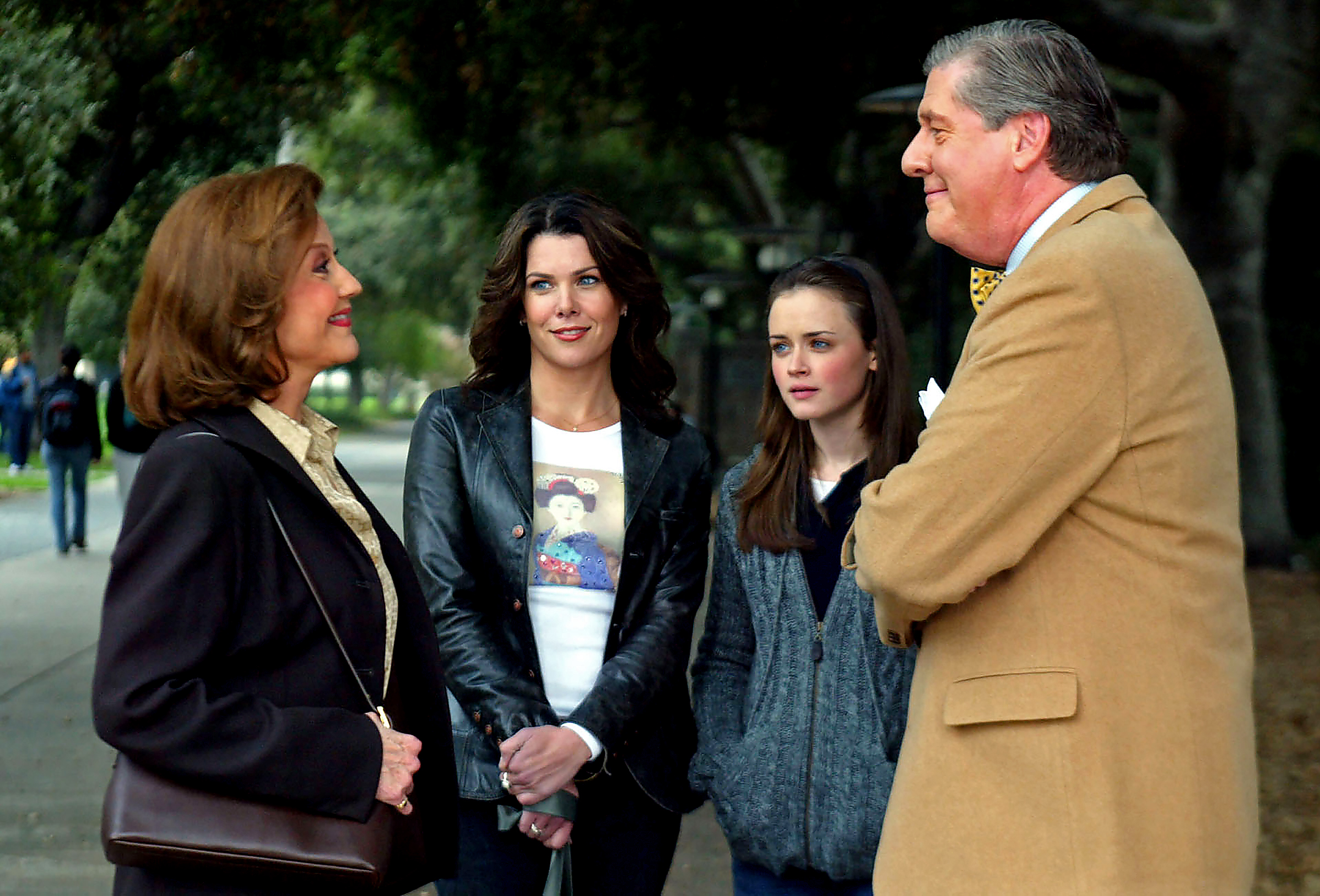 The 5 biggest 'Gilmore Girls' revelations from Kelly Bishop's memoir