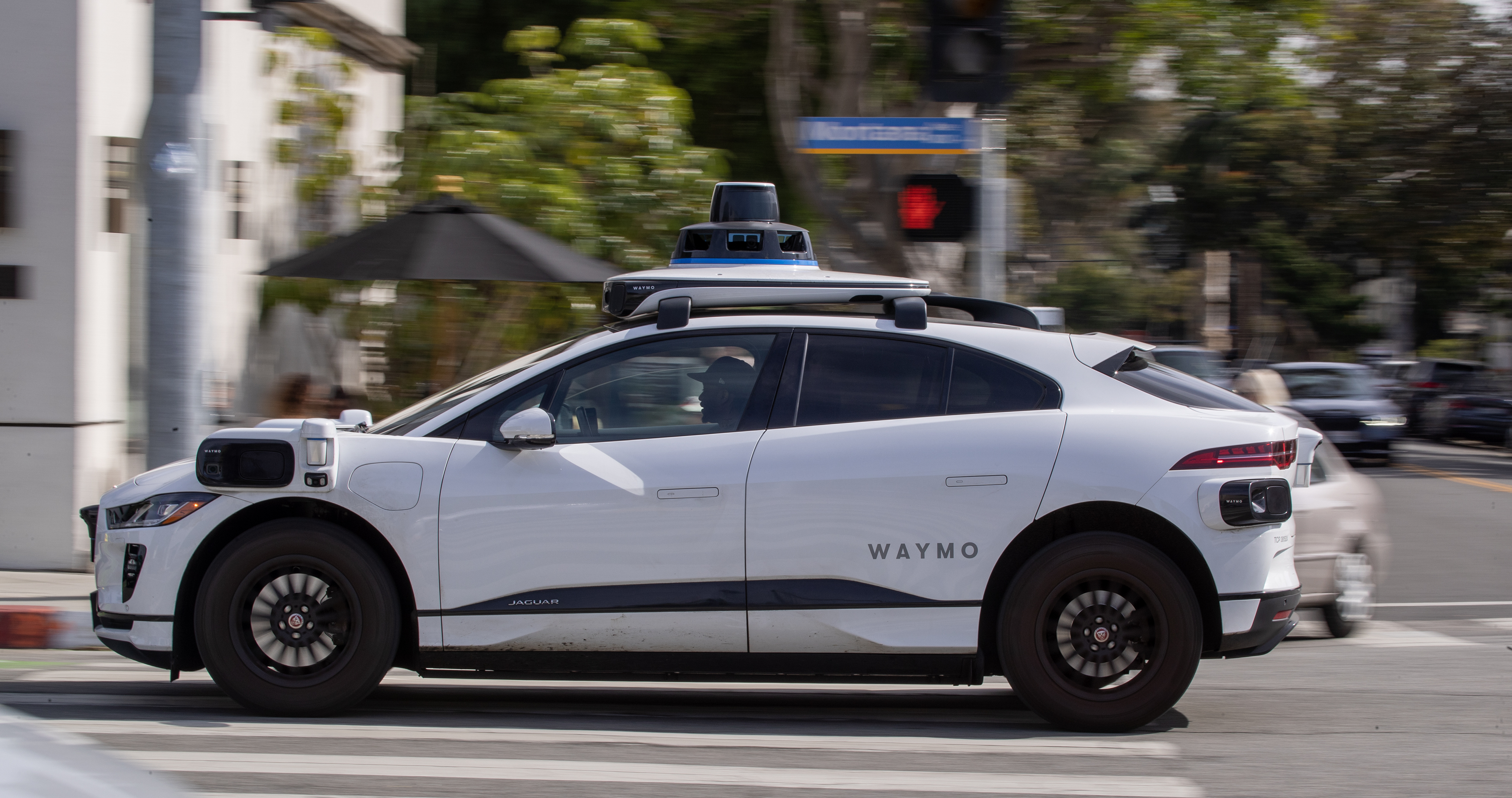 Column: Self-driving Waymo cars might worsen L.A. traffic - Vimarsana News
