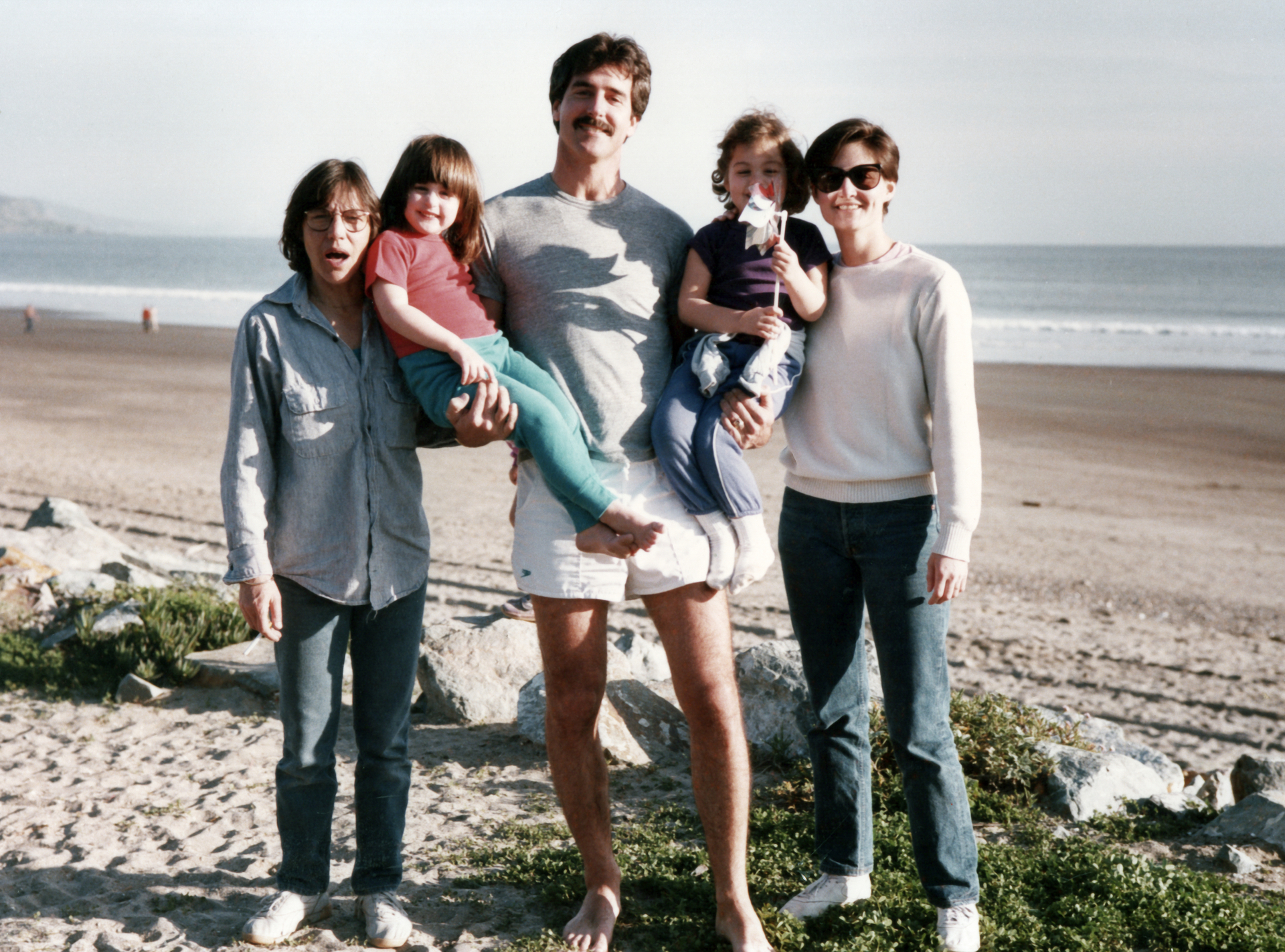 'Nuclear Family' on HBO: Why doc moms 'still hate' Tom Steel - Vimarsana News