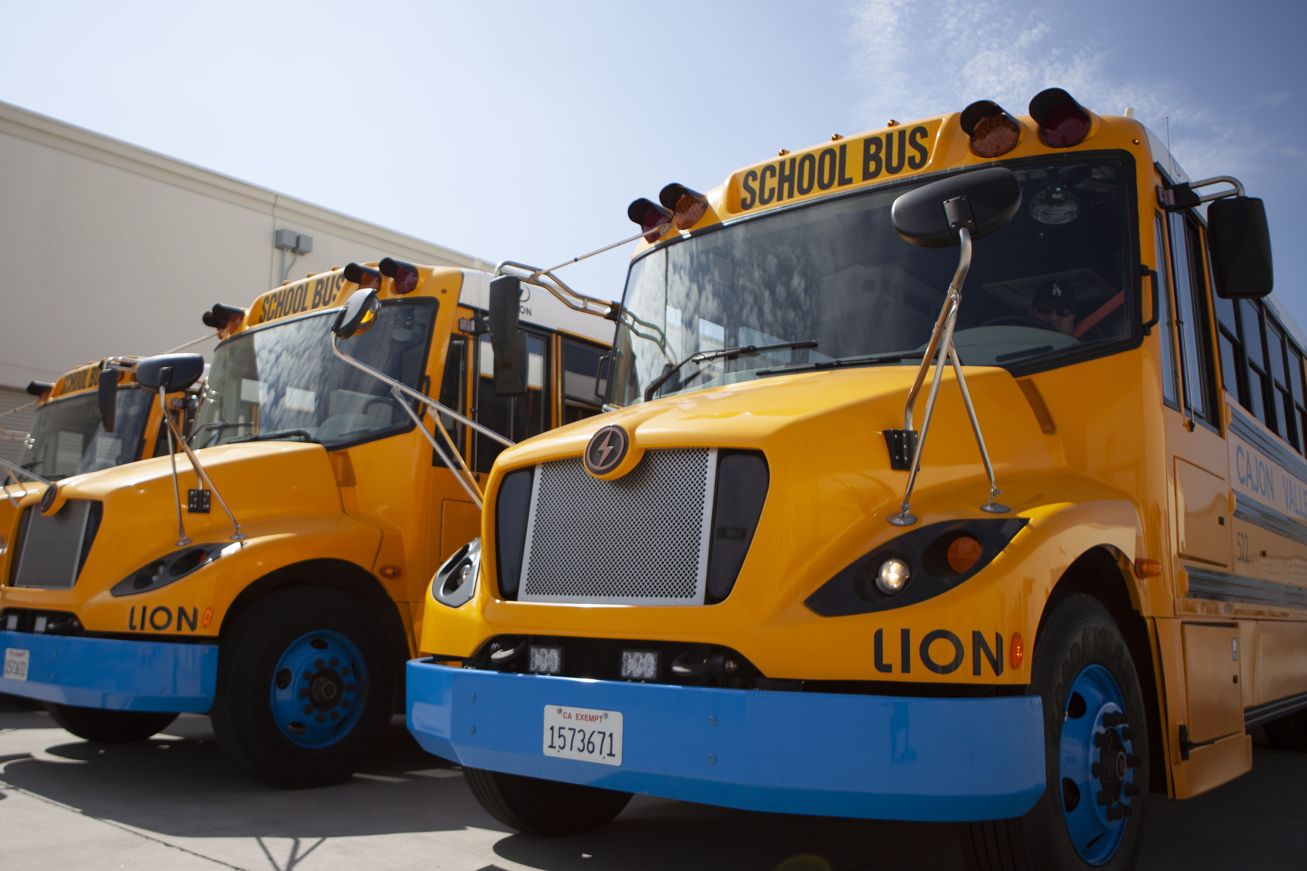 Electric school buses in El Cajon first in U.S. to power grid - Vimarsana News