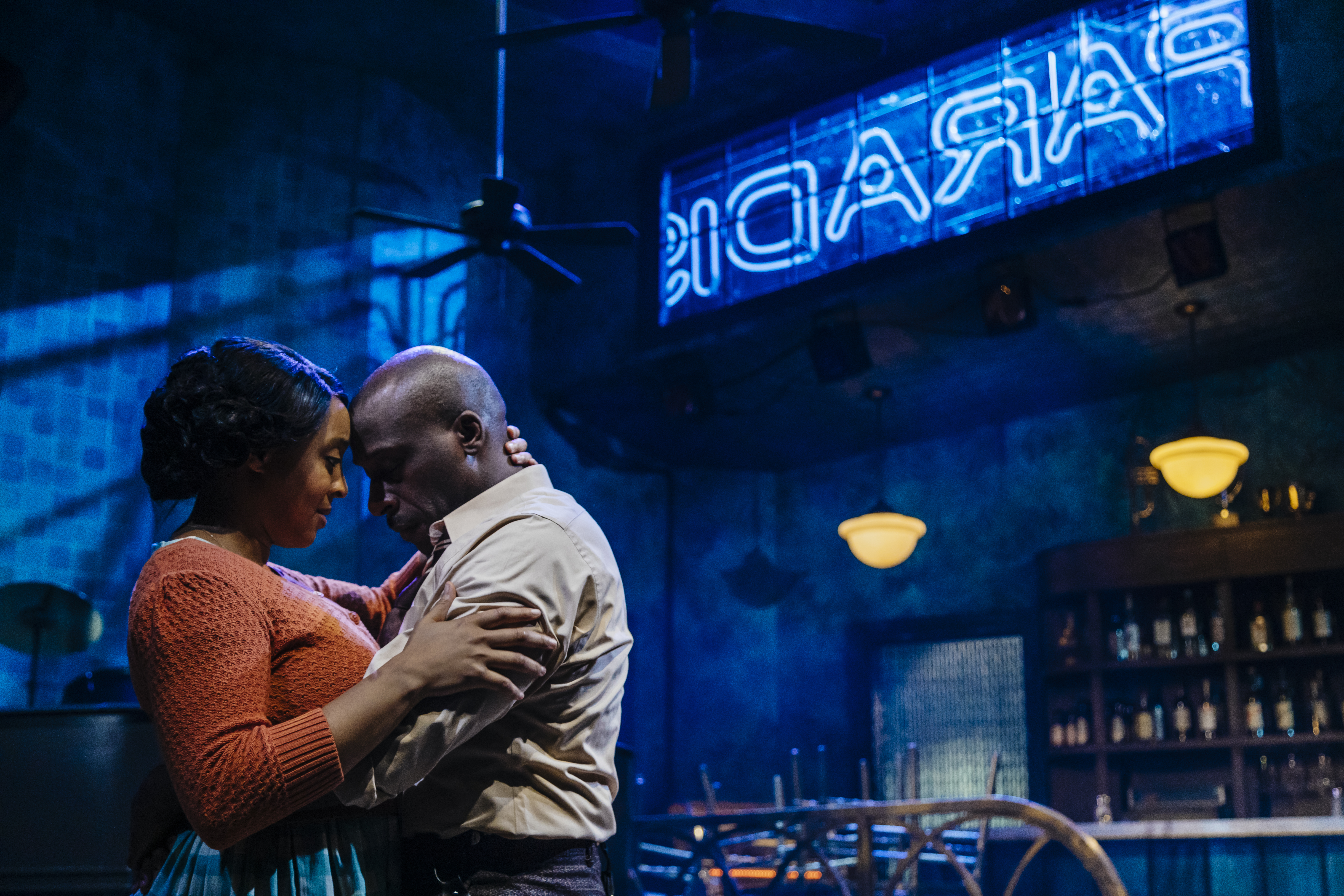Review: Noir suspense and Detroit history converge in 'Paradise Blue' - Vimarsana News