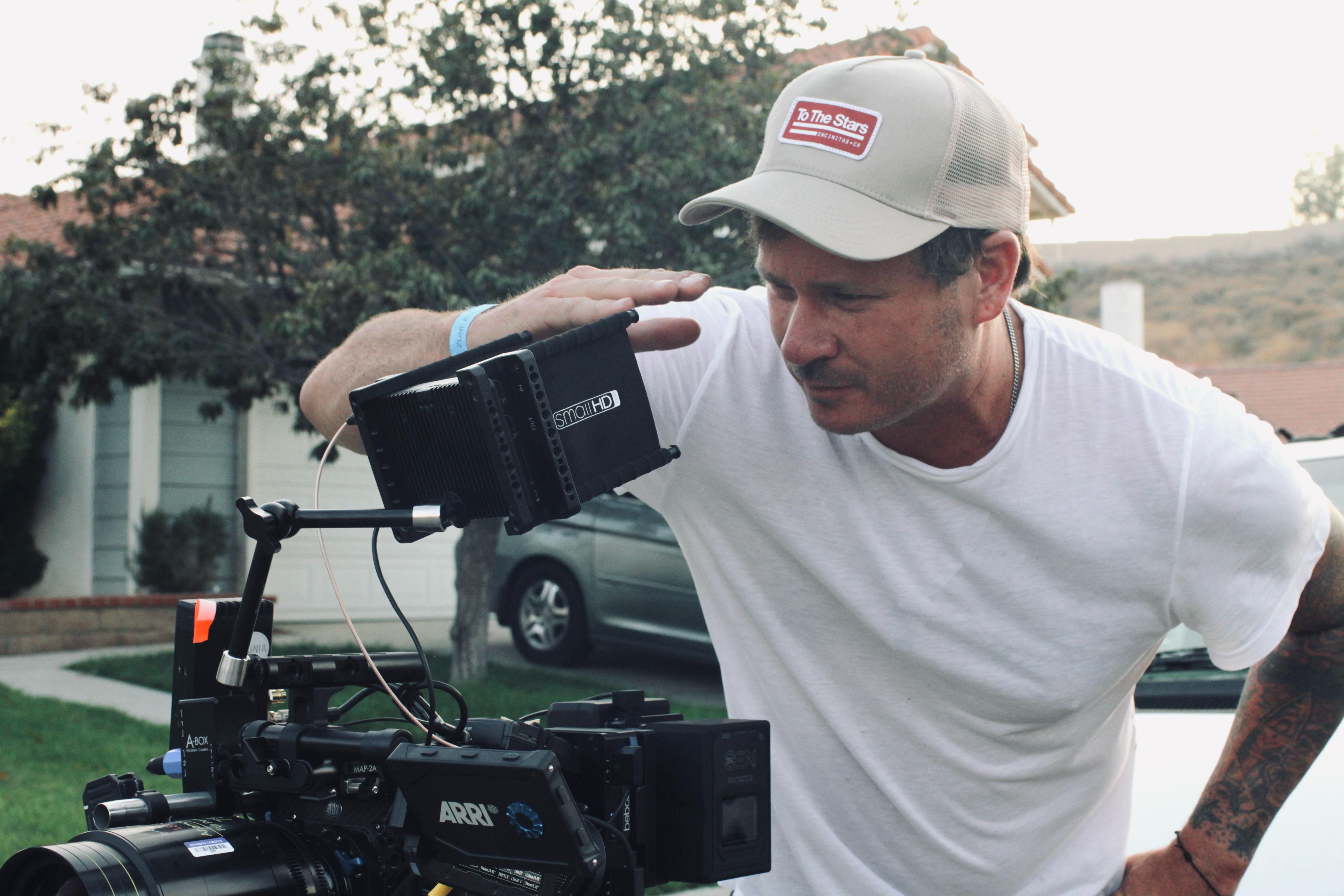 Tom DeLonge unveils first trailer for 'Monsters of California,' his directorial film debut. Watch it here - Vimarsana News
