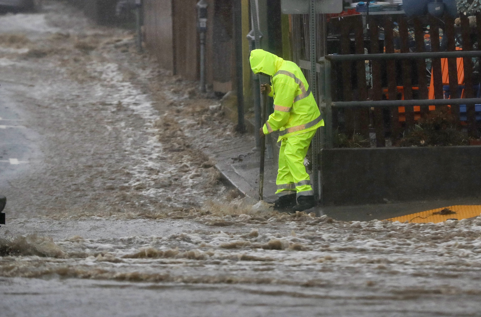 Storm brings heavy rain, strong winds to Orange County - Vimarsana News