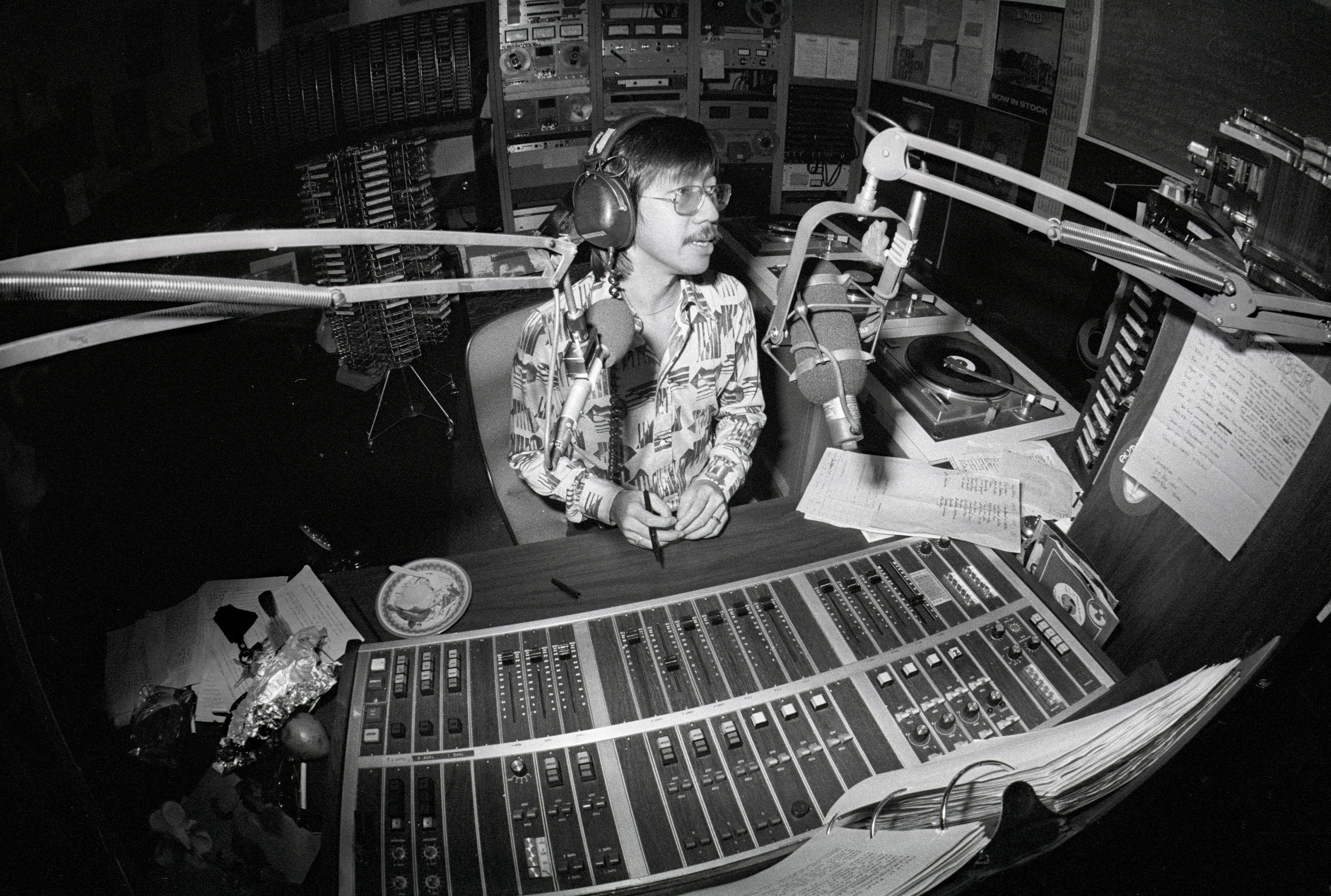 'Like a Rolling Stone' review: Journalist Ben Fong-Torres rolls on - Vimarsana News