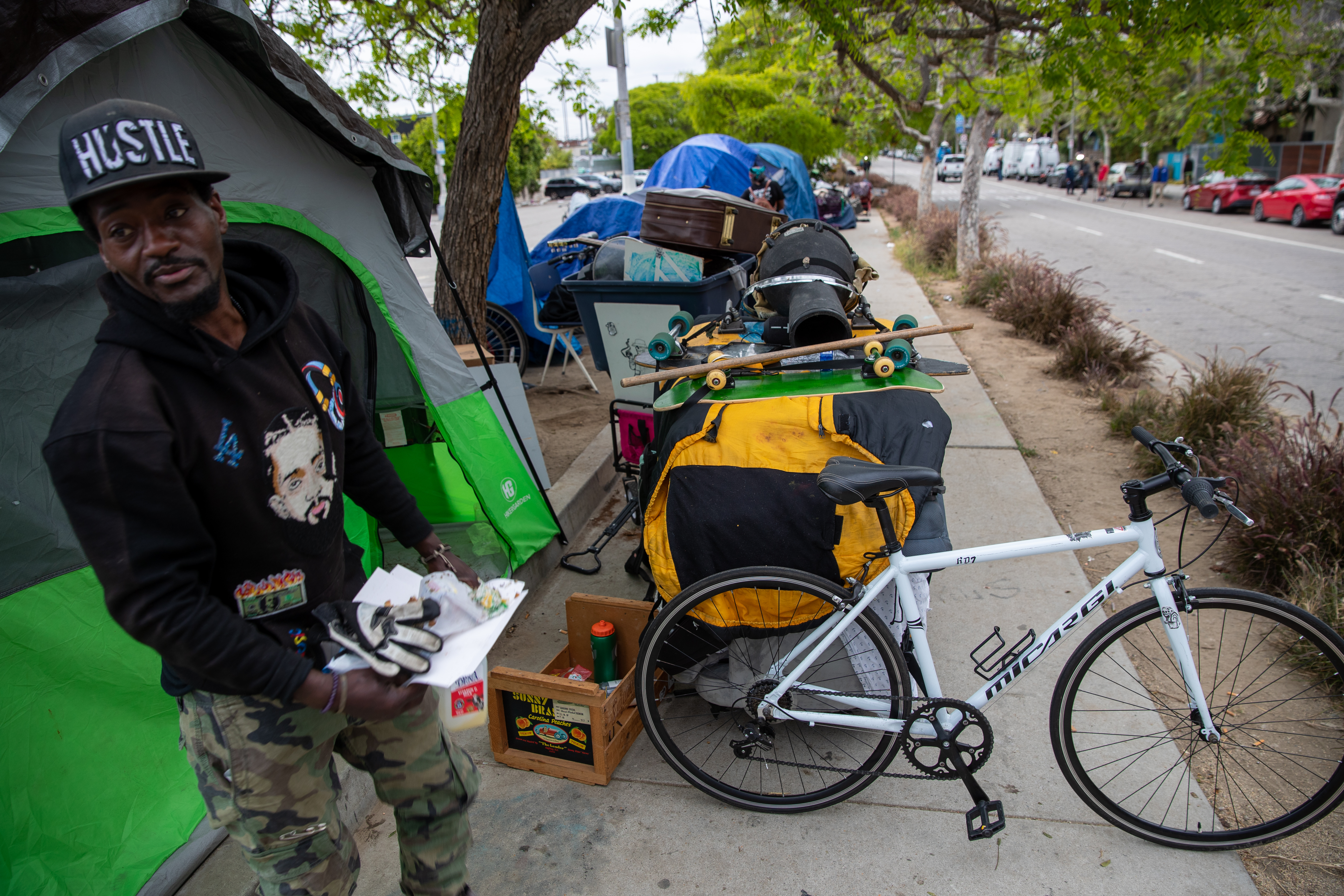 Homelessness grows 10% in the city of Los Angeles - Vimarsana News