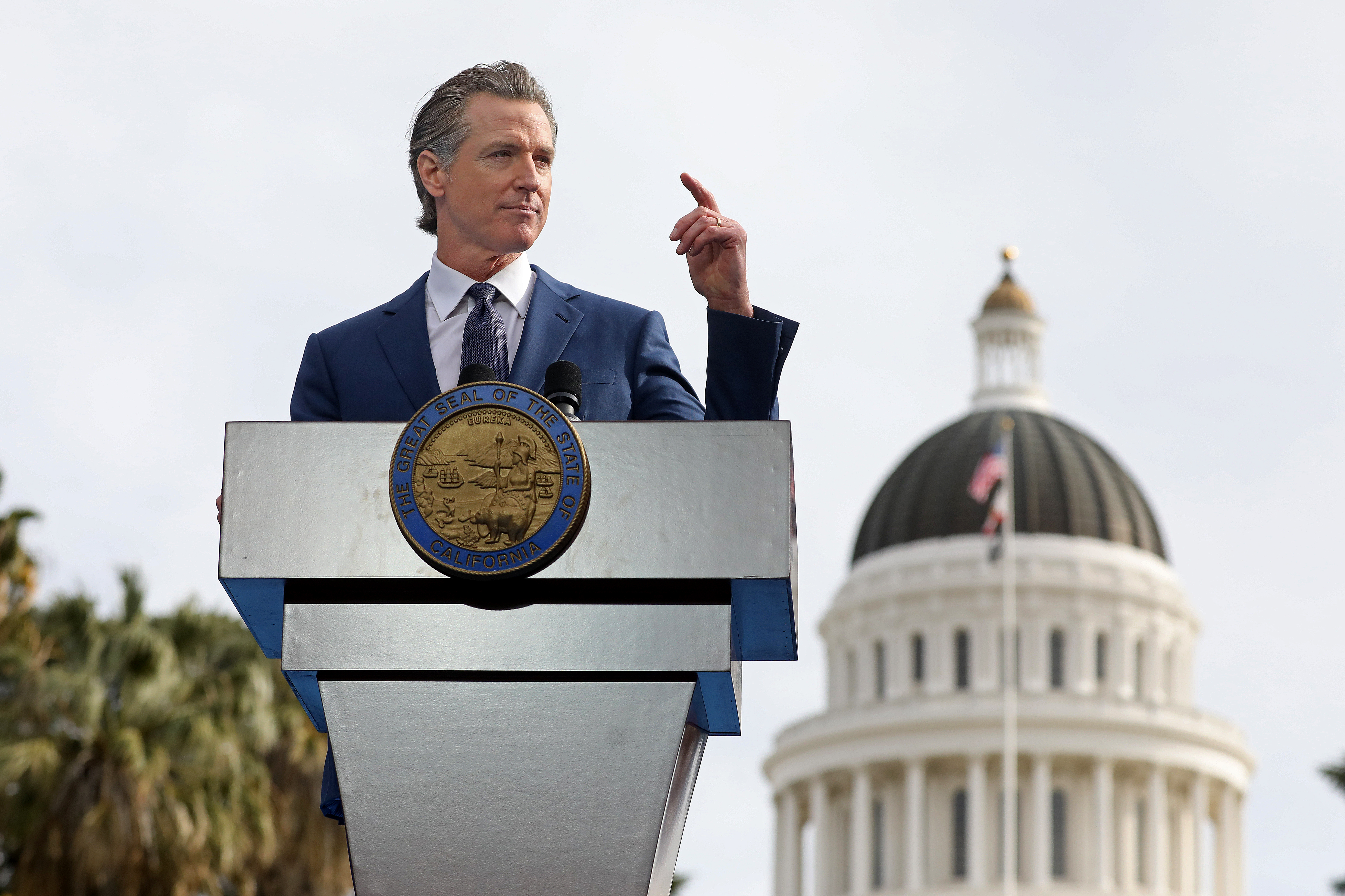 Today's Headlines: California Gov. Gavin Newsom proposes cuts to climate change programs - Vimarsana News