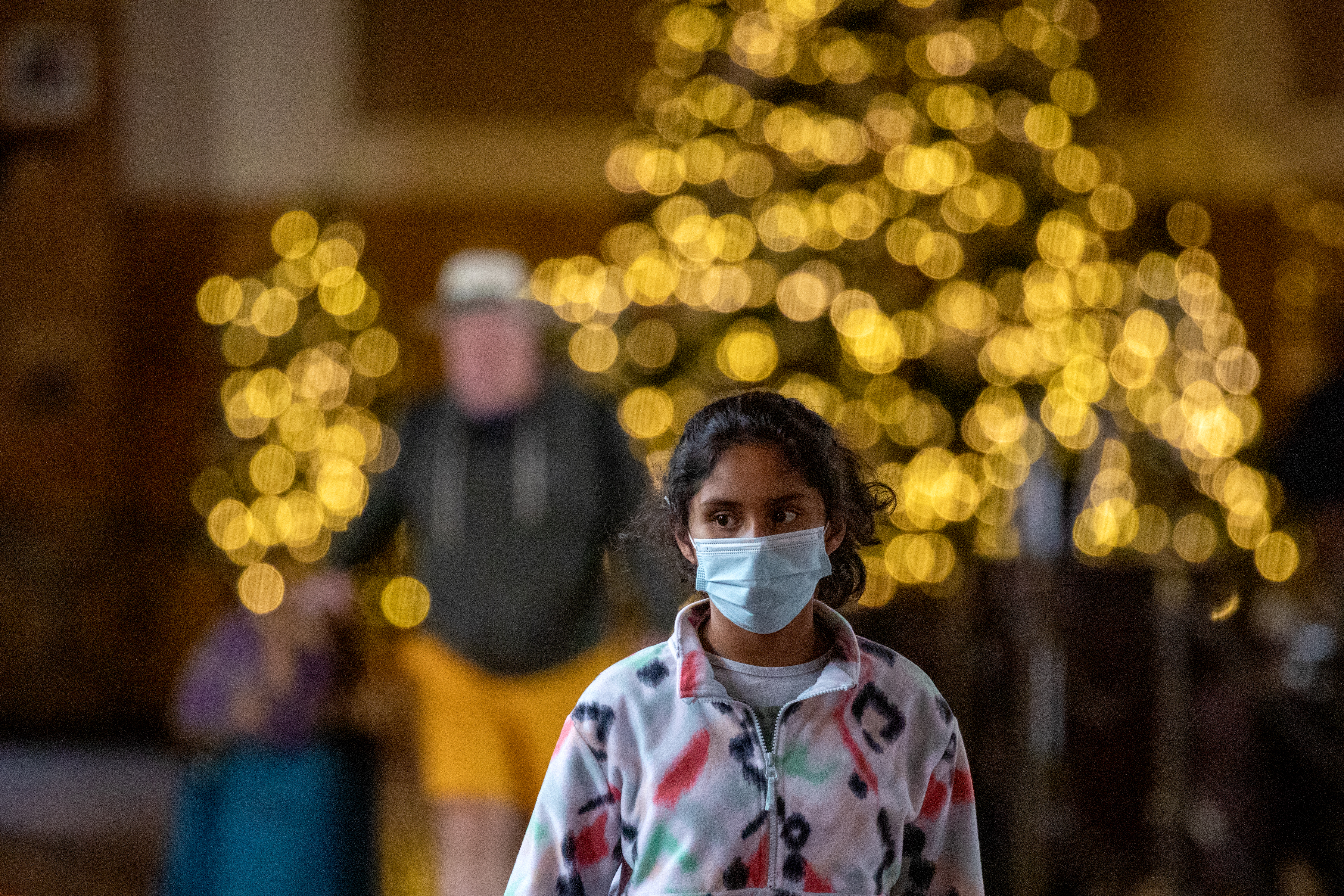 Masks are urged again amid high COVID, flu levels - Vimarsana News