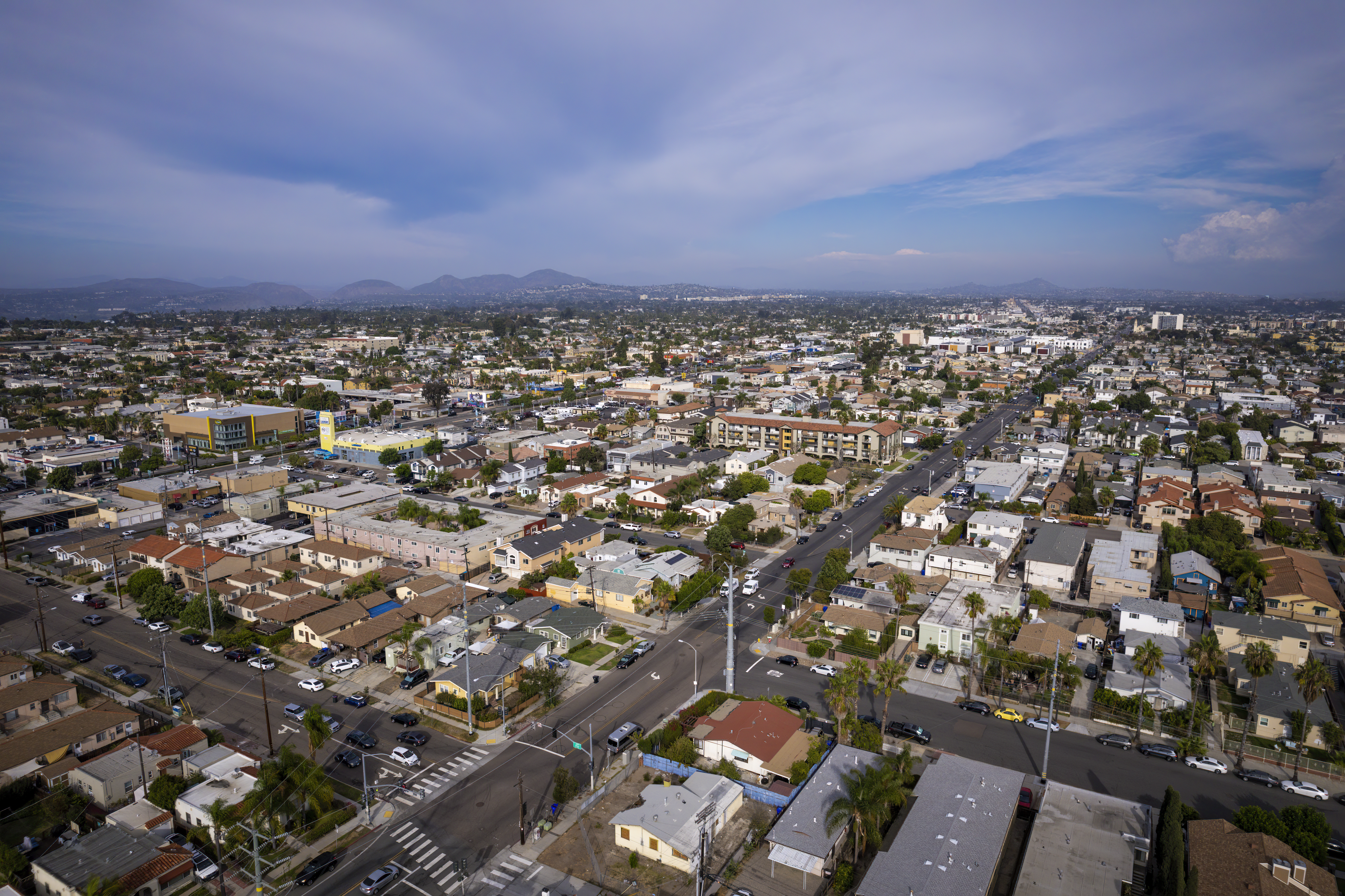 Cash-rich investors surged into San Diego's hot housing market. Here's where they bought - Vimarsana News