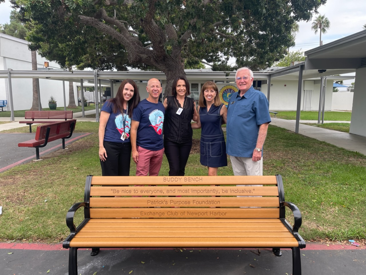 New buddy bench installed at Whittier Elementary in Costa Mesa - Vimarsana News