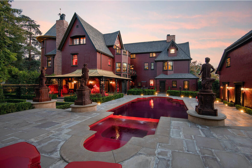 Real Estate newsletter: A Victorian with a blood-red pool - Vimarsana News