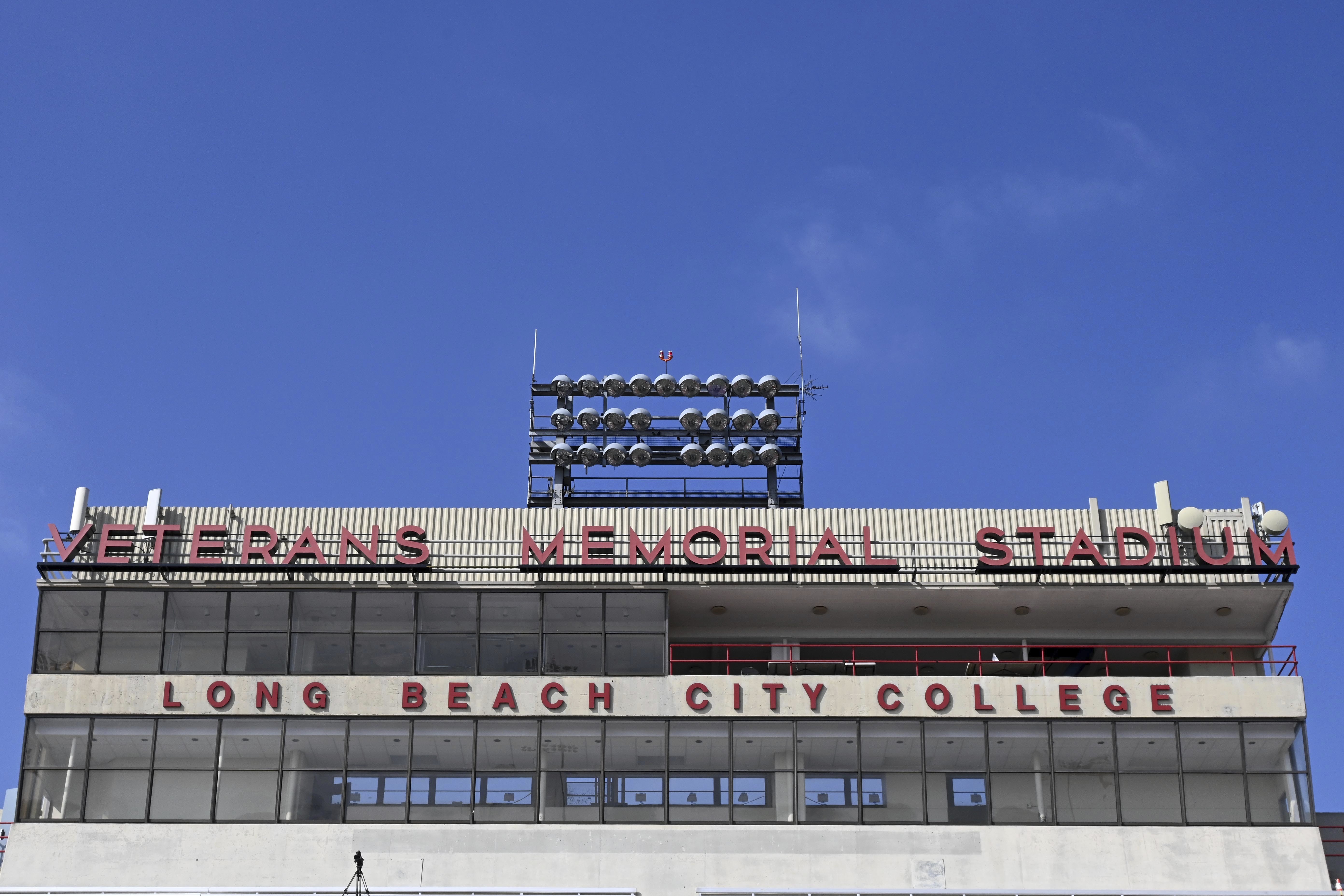 Long Beach Veterans Stadium será demolido para criar um complexo esportivo