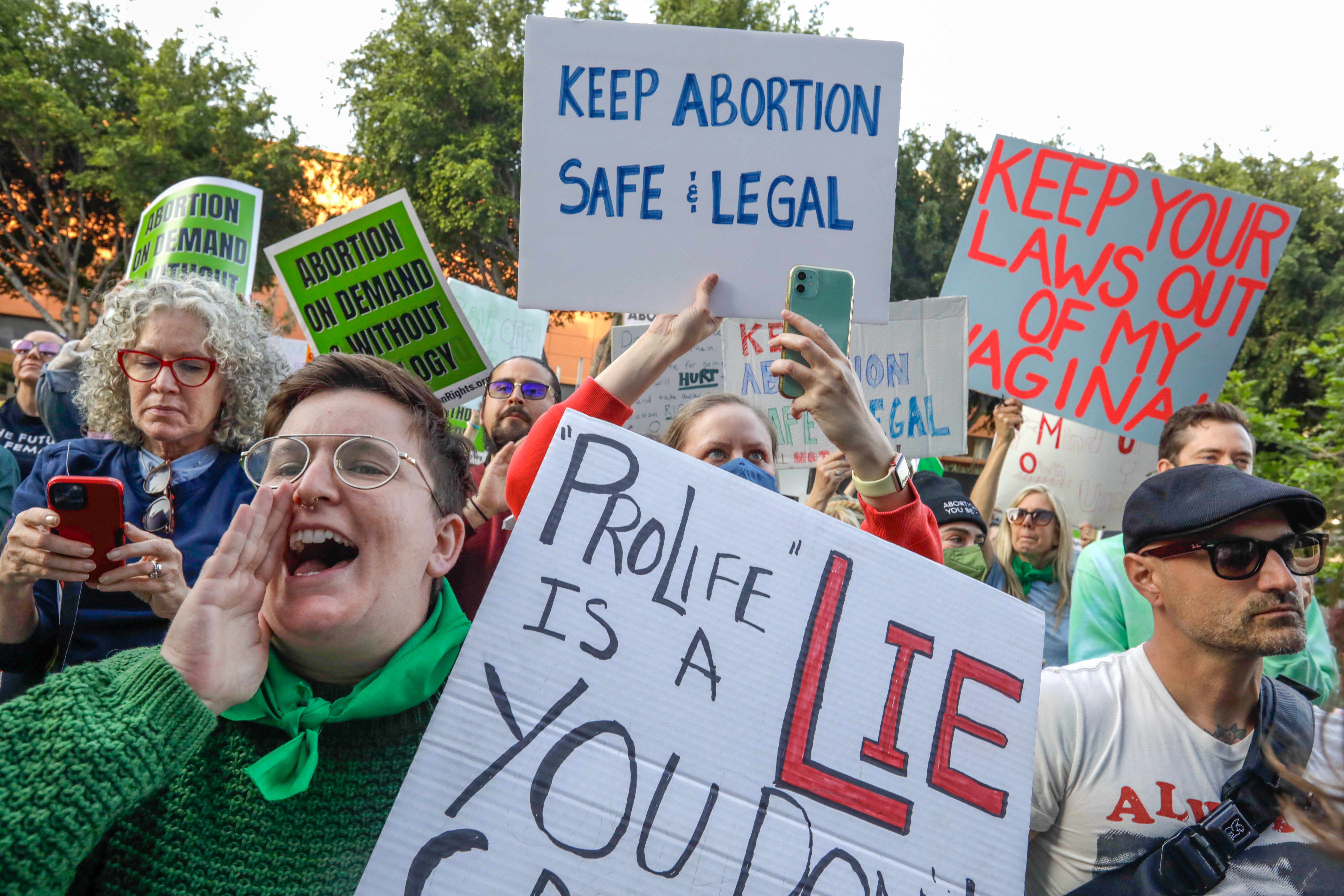 Abortion pills: A post-Roe game-changer and new battleground - Vimarsana News