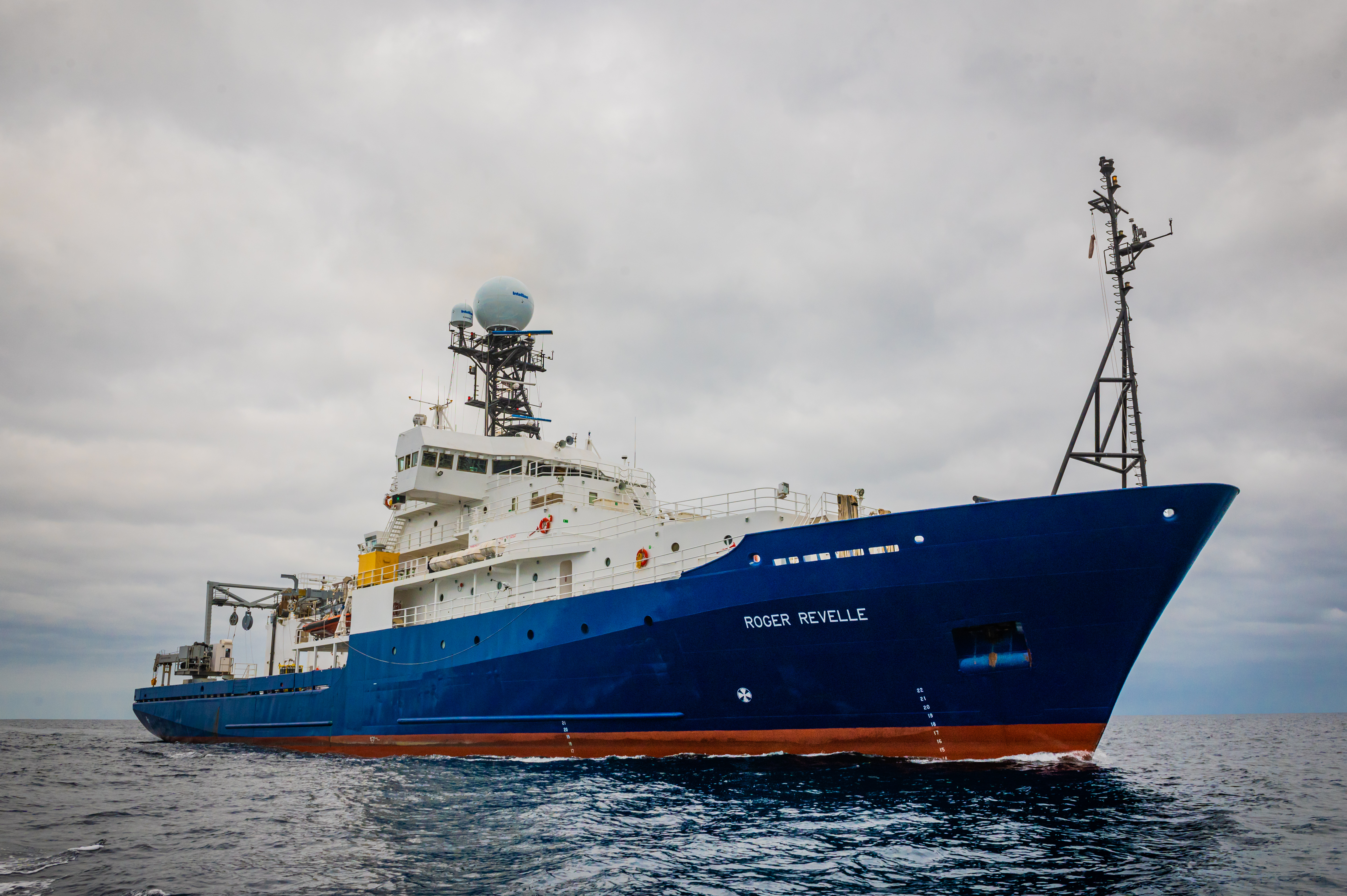 La Jolla News Nuggets: Research ship, moon mission, restaurants, 'Bachelorette,' more - Vimarsana News