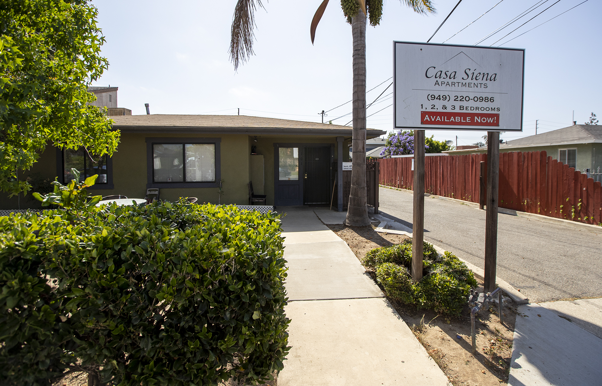 Judge orders tenants of Costa Mesa complex relocated, problems fixed in receivership - Vimarsana News