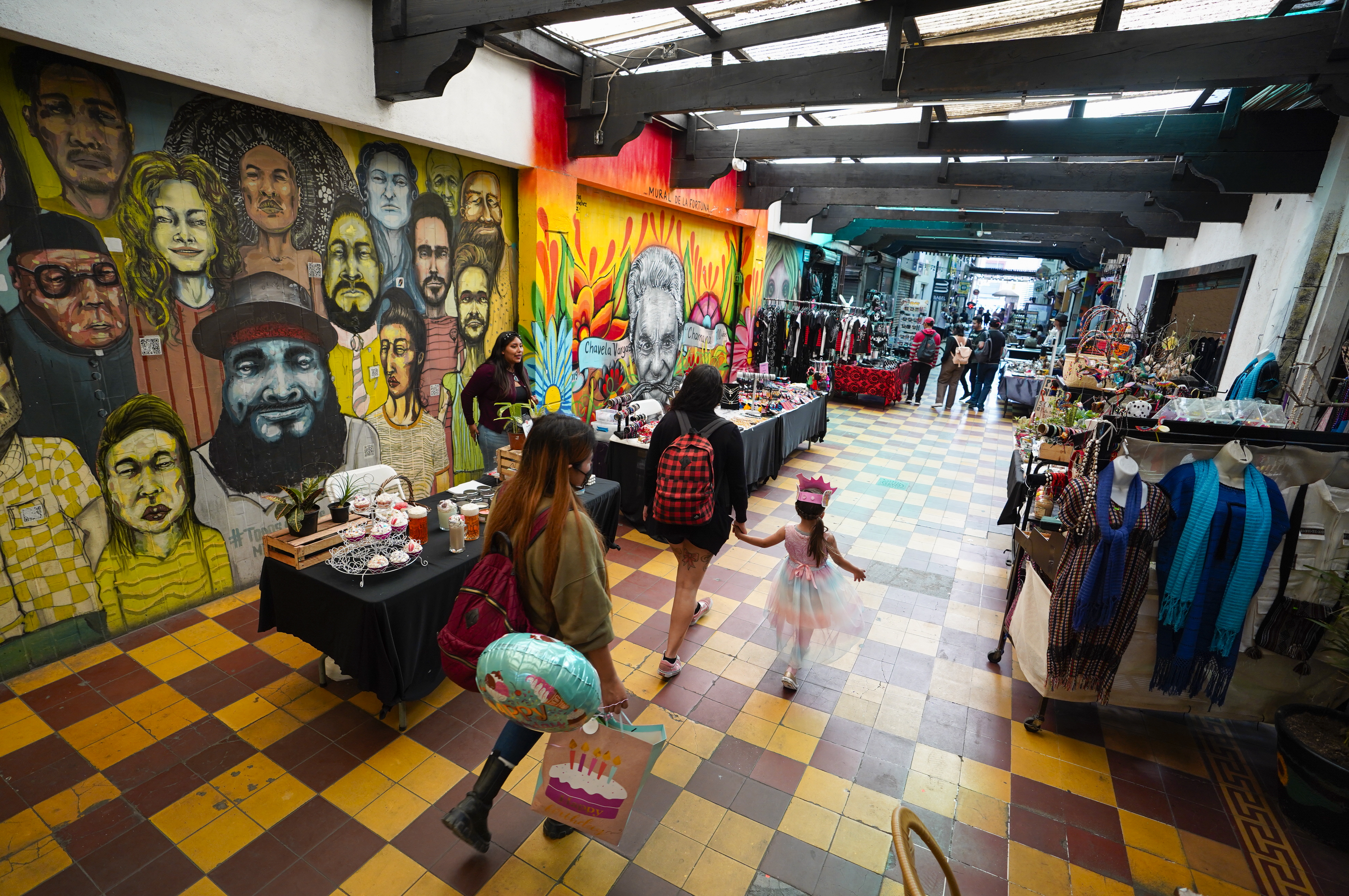 Opinion: Charlie Chaplin and Bugsy Siegel helped shape Tijuana's early economy. Today it's evolving. - Vimarsana News