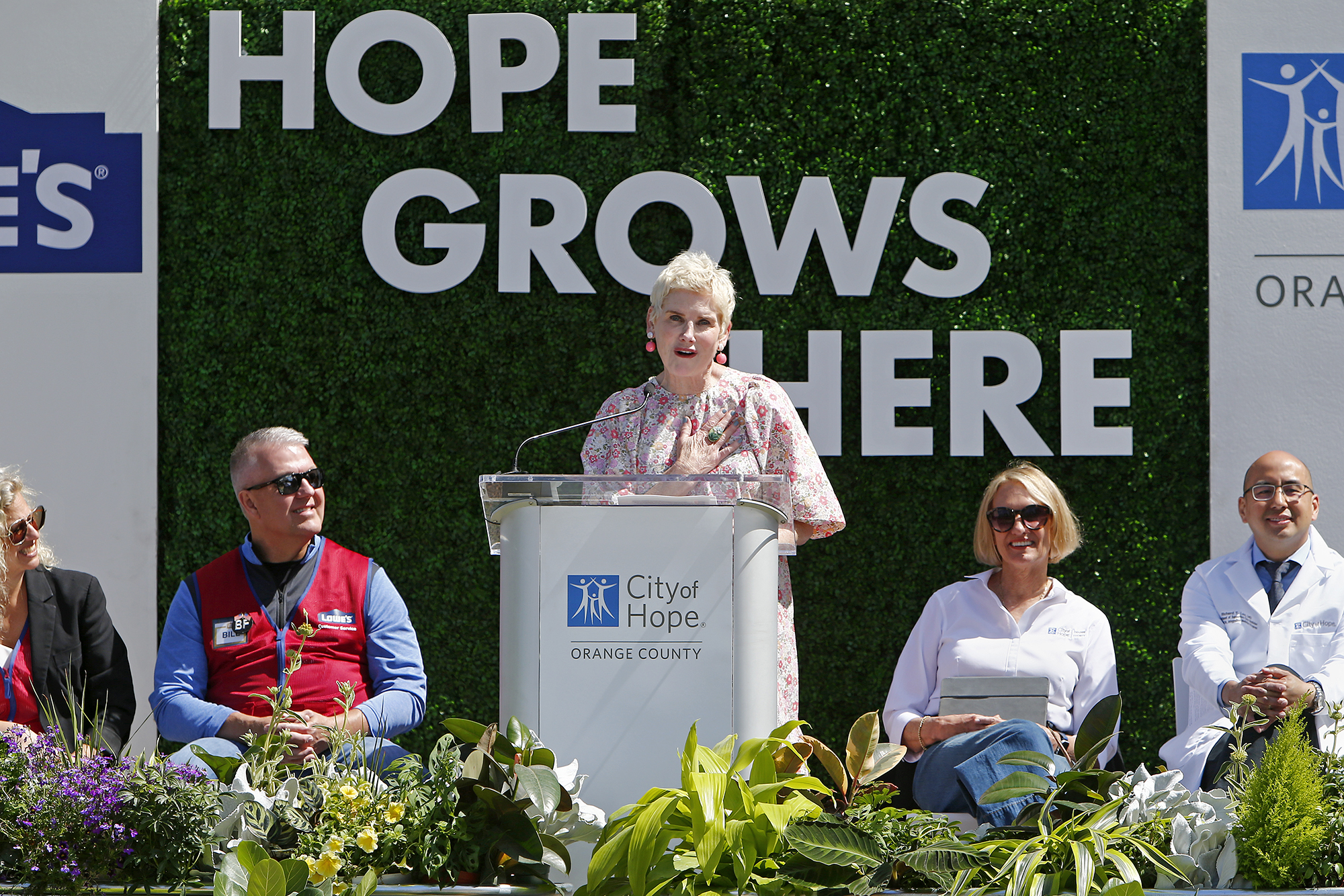 City of Hope Orange County cancer patients plant seeds of hope - Vimarsana News