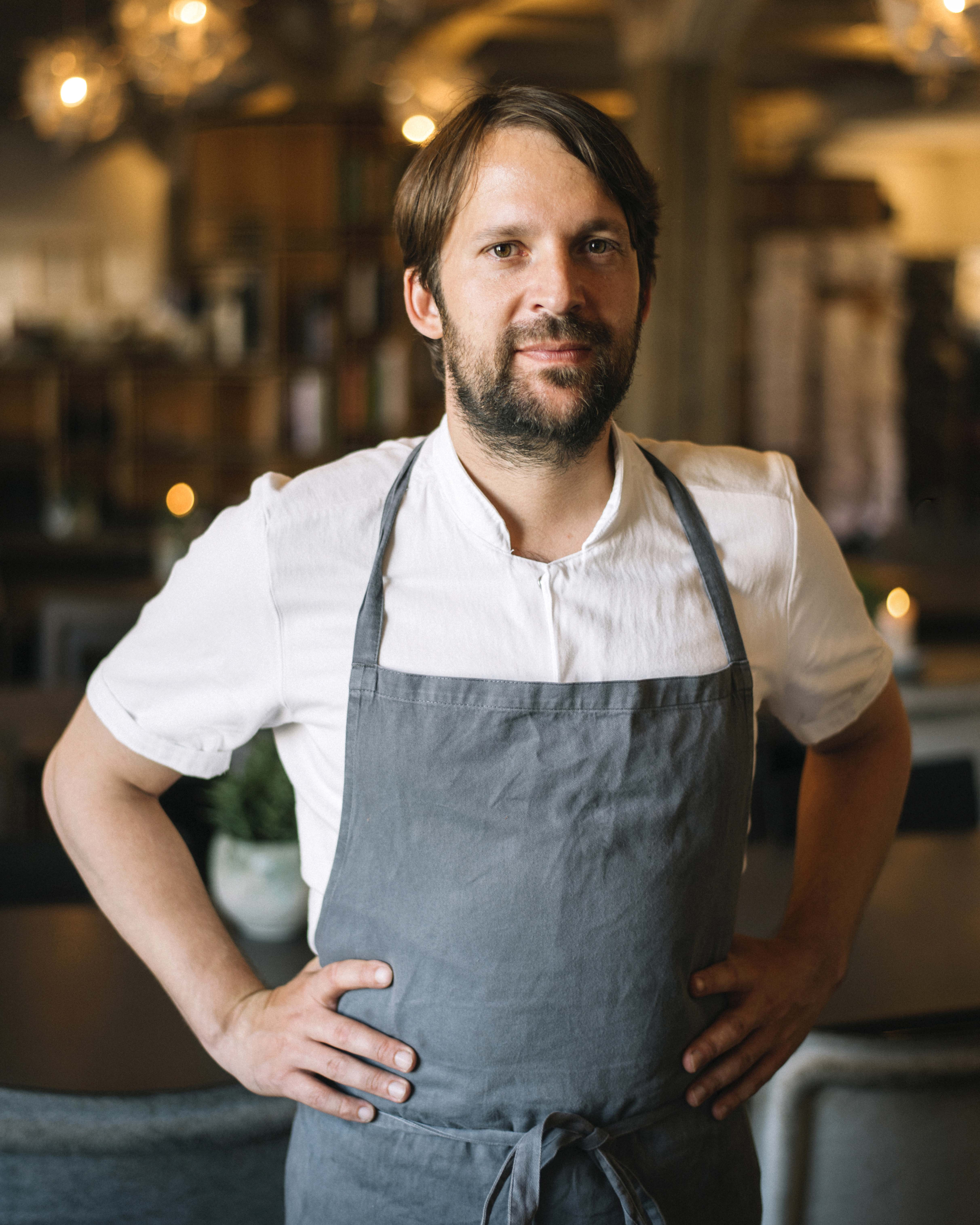 Getting to the Michelin-starred heights takes a toll. Is a great restaurant defined by customers, or a star? - Vimarsana News