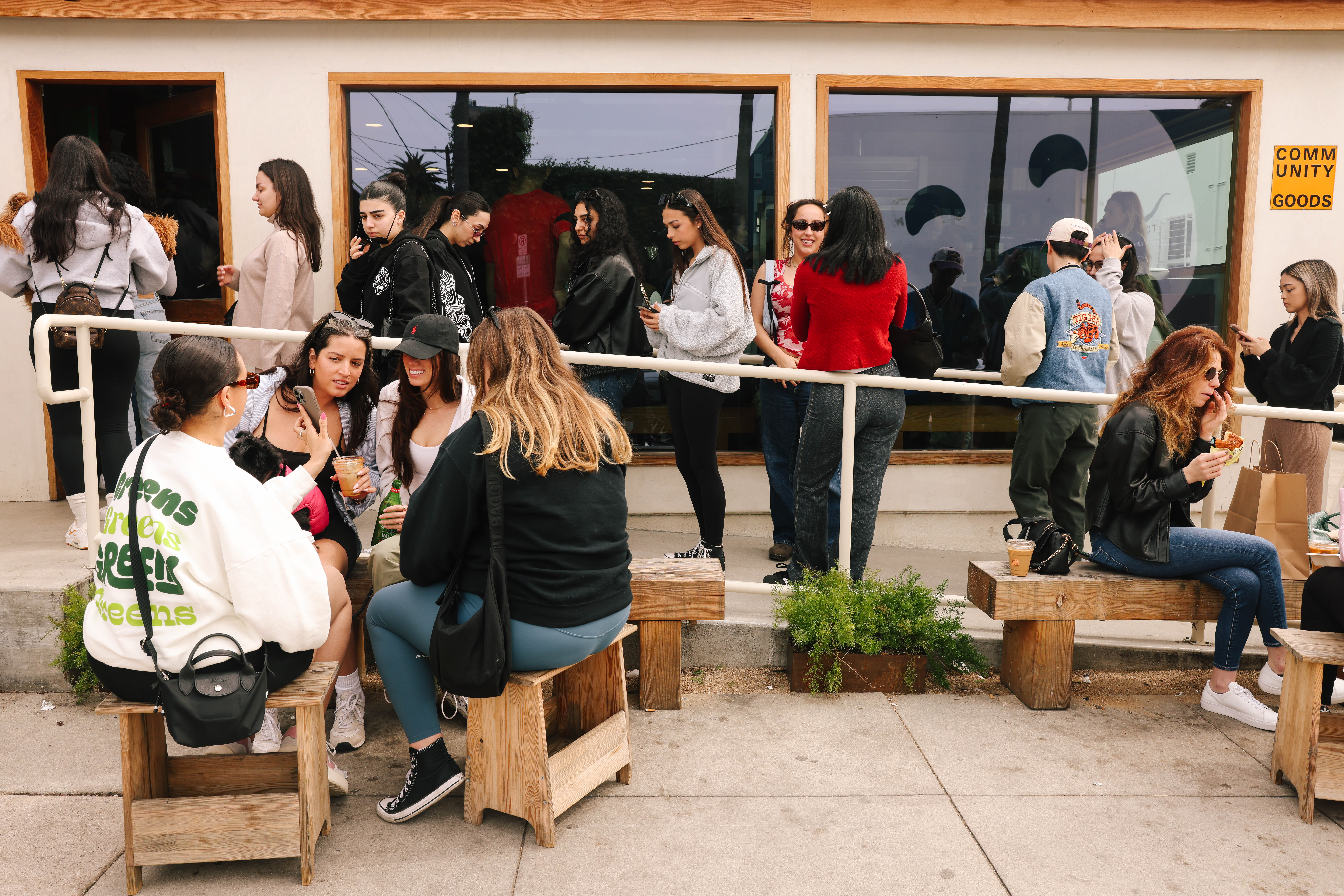 Why is Gen Z waiting an hour for coffee at Community Goods? - Vimarsana News