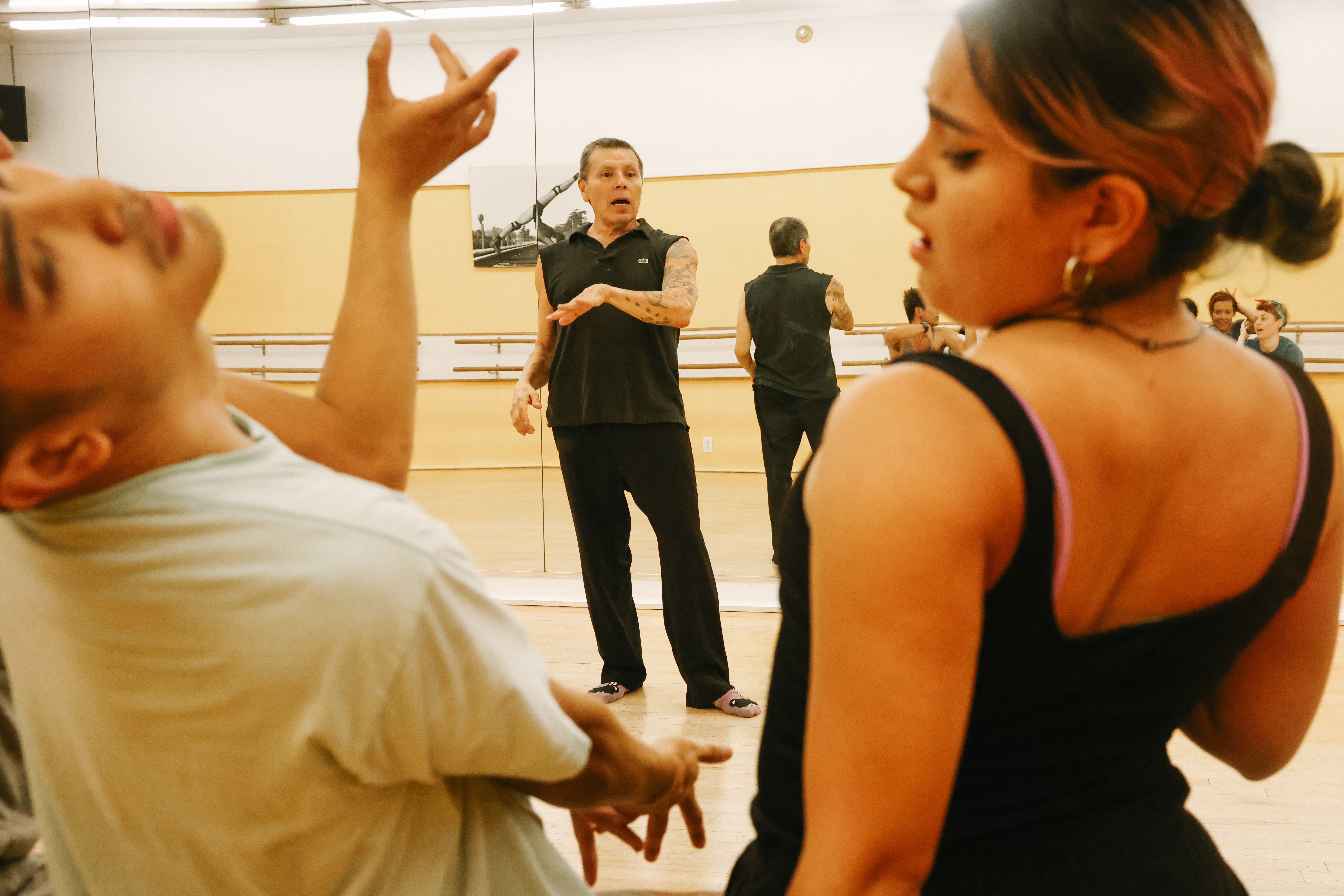 Two L.A. dancers refuse to let a queer dance style disappear - Vimarsana News
