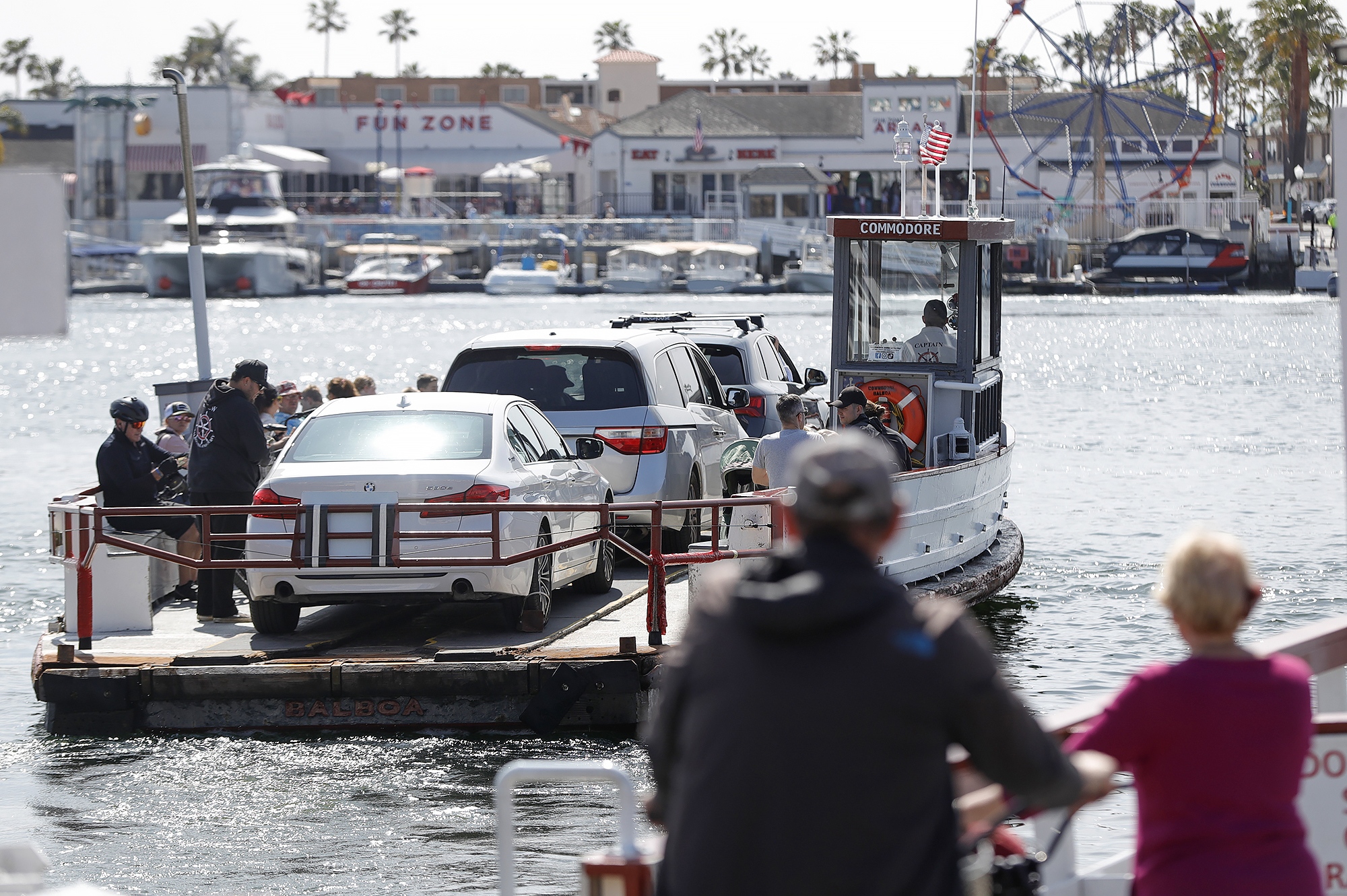Balboa Island Ferry supporters fight to keep it afloat in wake of state mandate - Vimarsana News