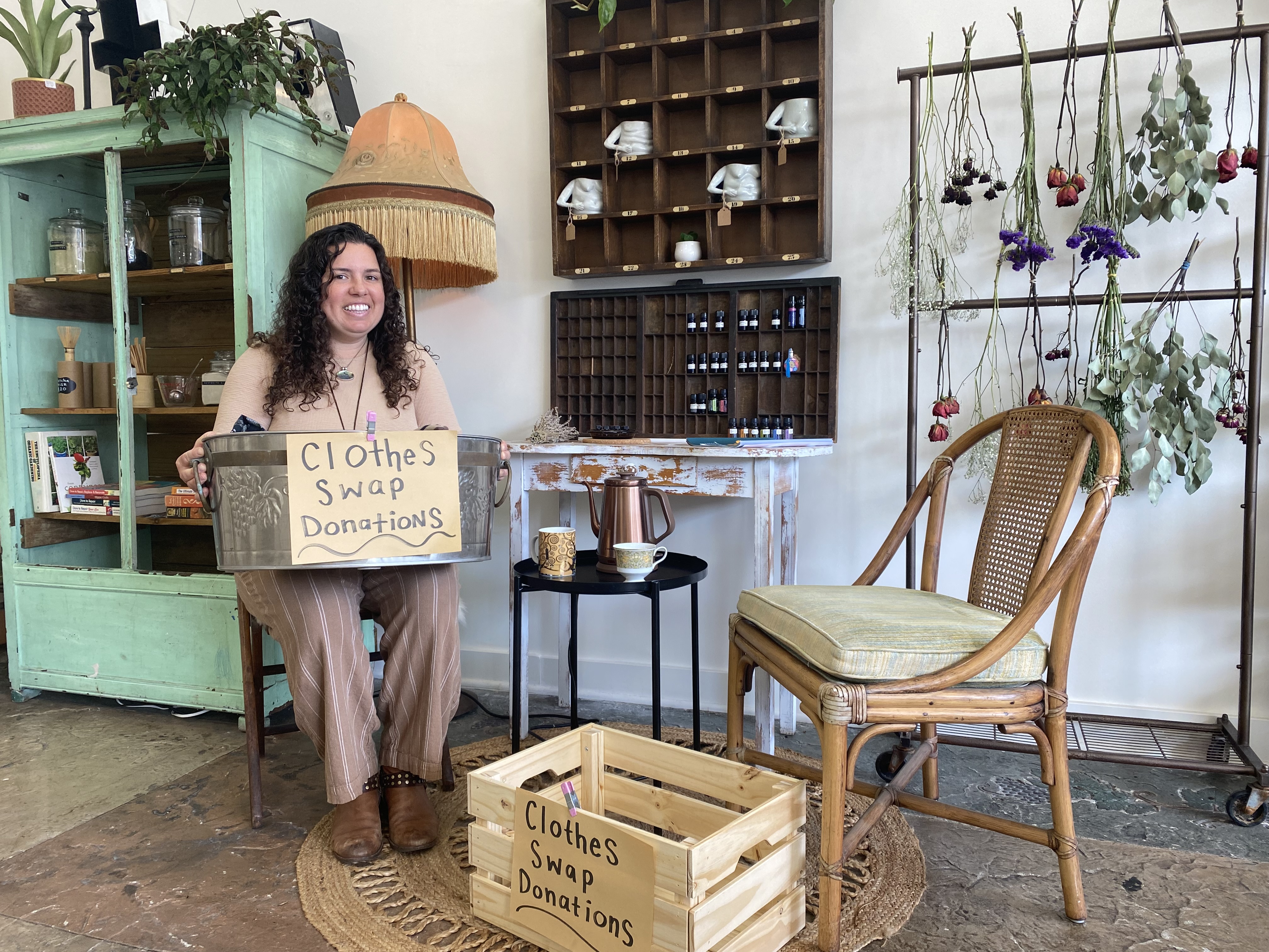 Trading clothes for items that are new (to you) at clothing swaps - Vimarsana News