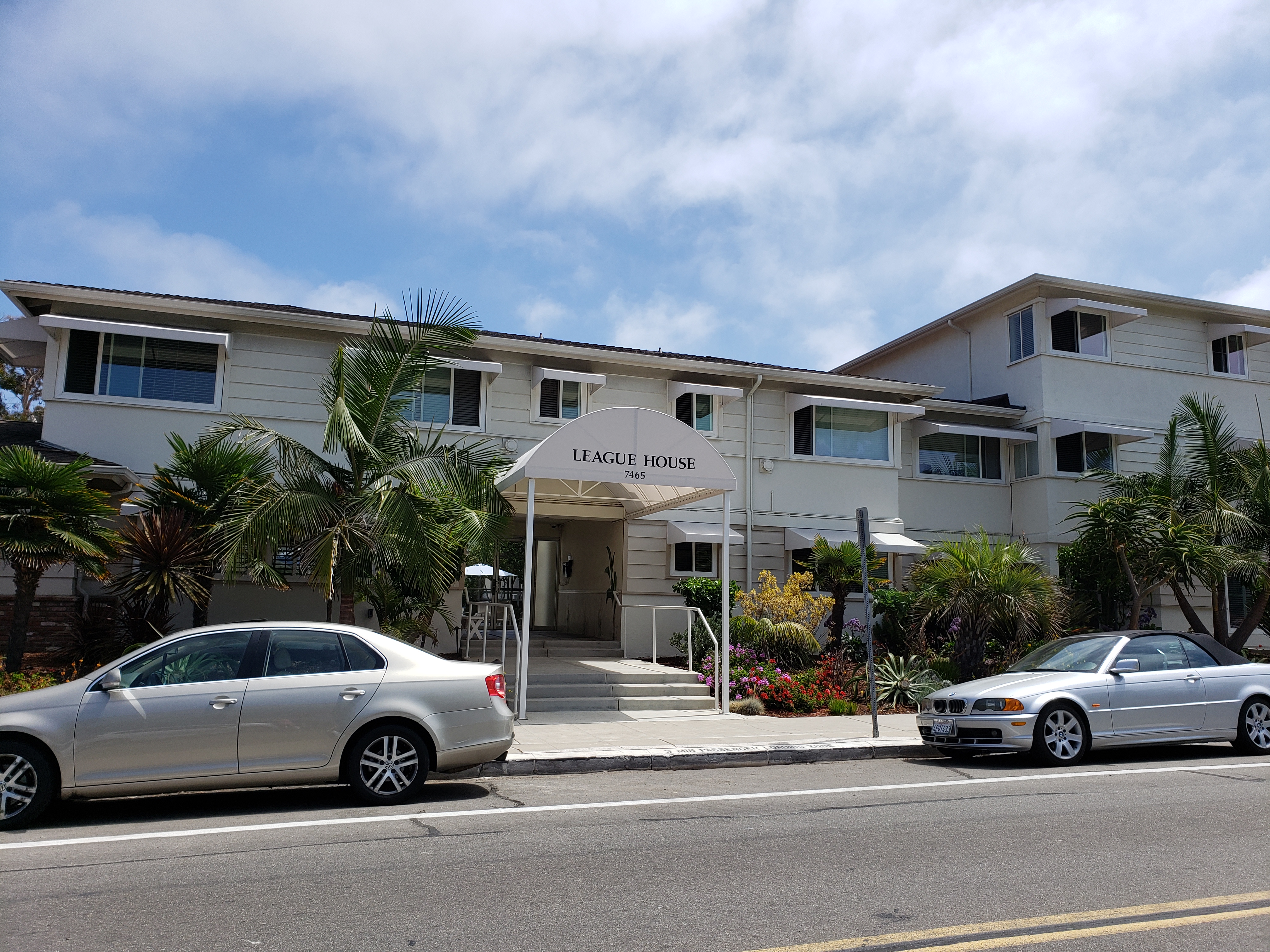 A look at La Jolla's League House: Residents help one another get COVID-19 vaccines; remodel is on pause - Vimarsana News