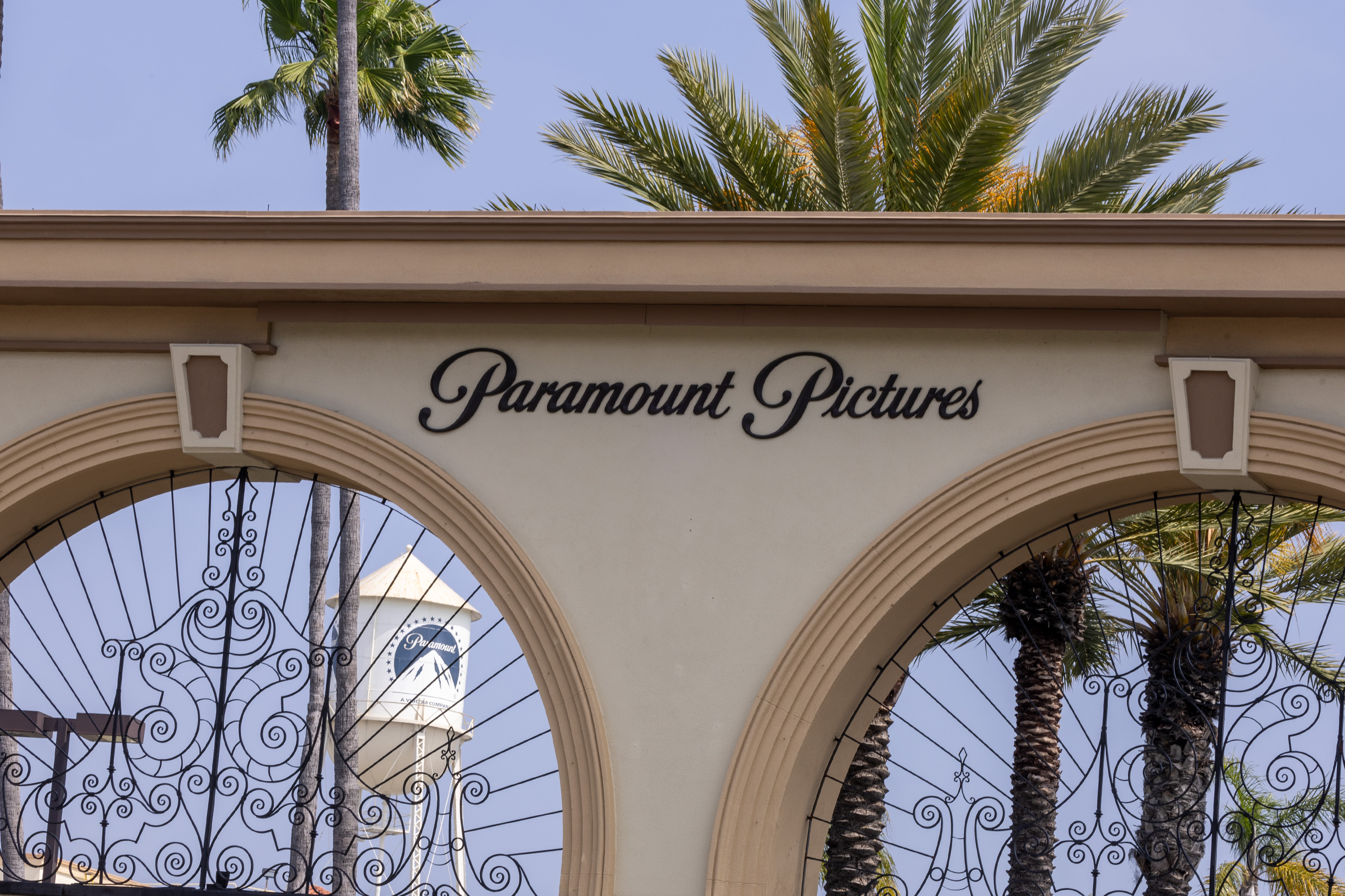 Продажи Paramount Global провалились после того, как Шари Редстоун отказалась от поддержки сделки Дэвида Эллисона