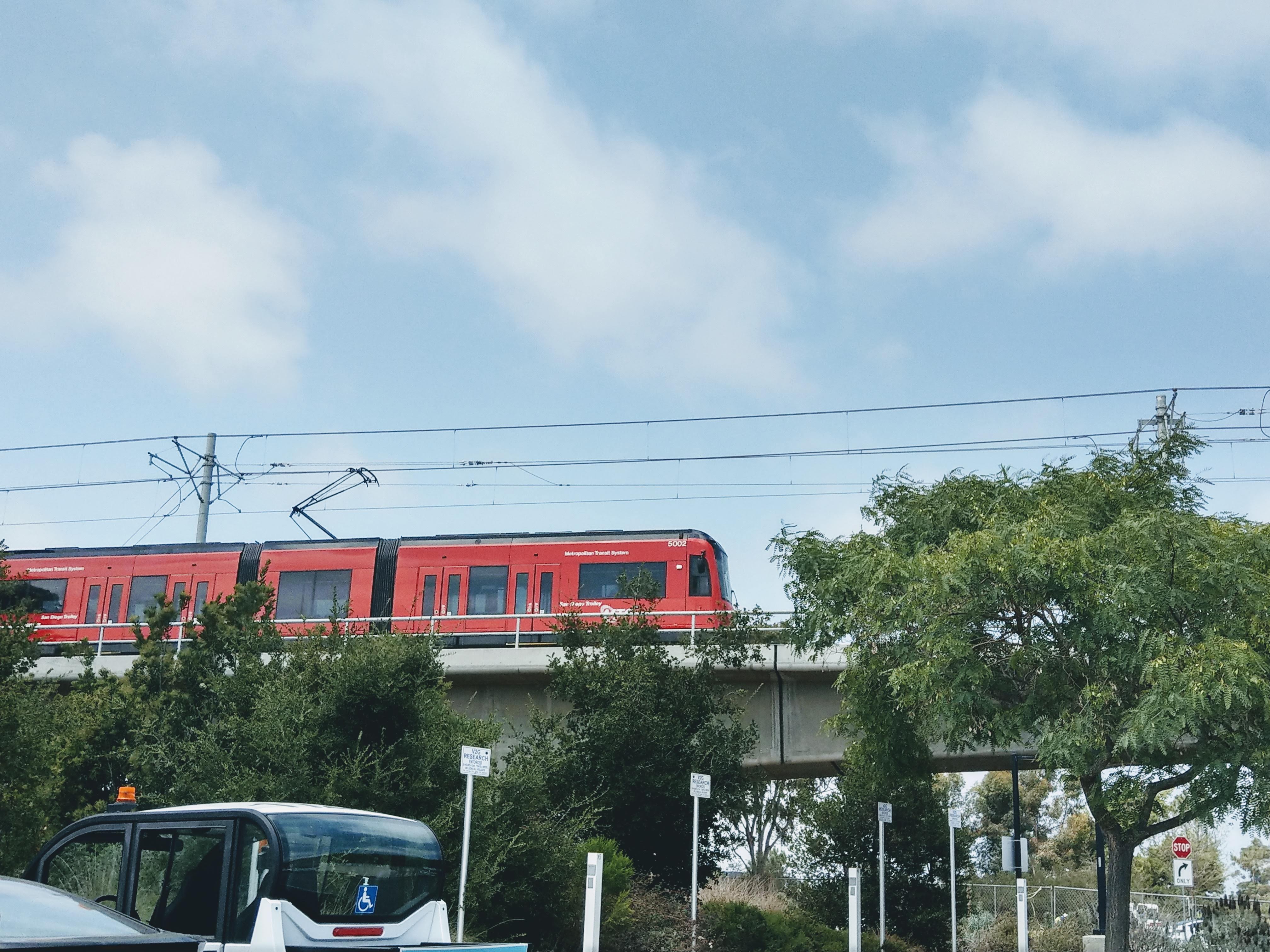 MTS tests Blue Line trolley extension ahead of Nov. 21 opening - Vimarsana News