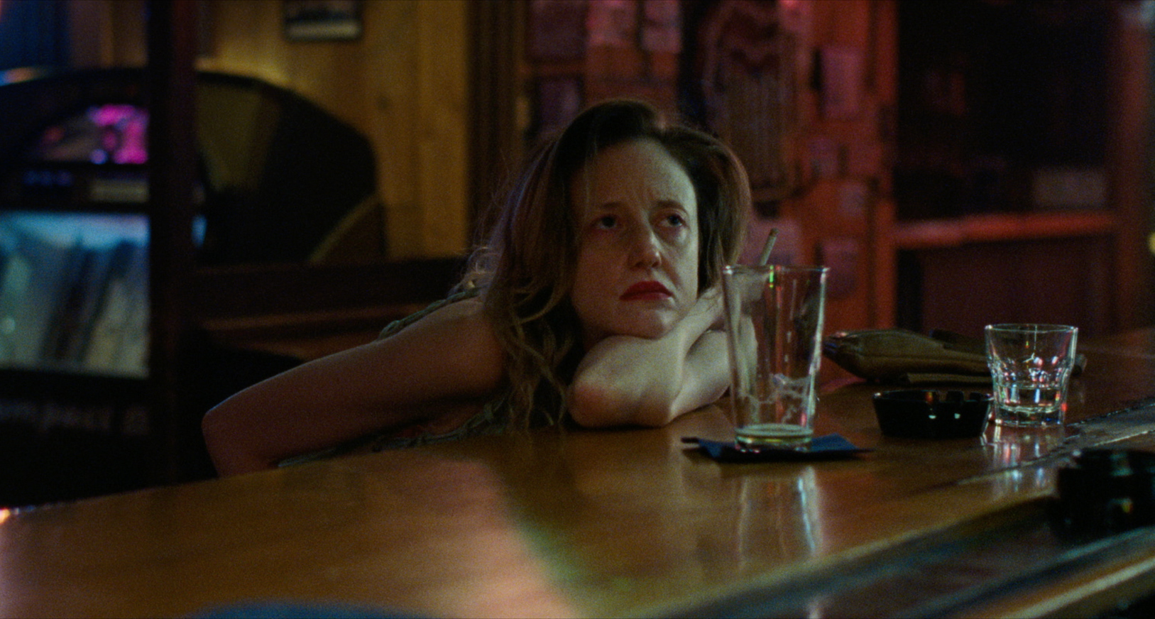 Andrea Riseborough's 'To Leslie' heading back to theaters - Vimarsana News