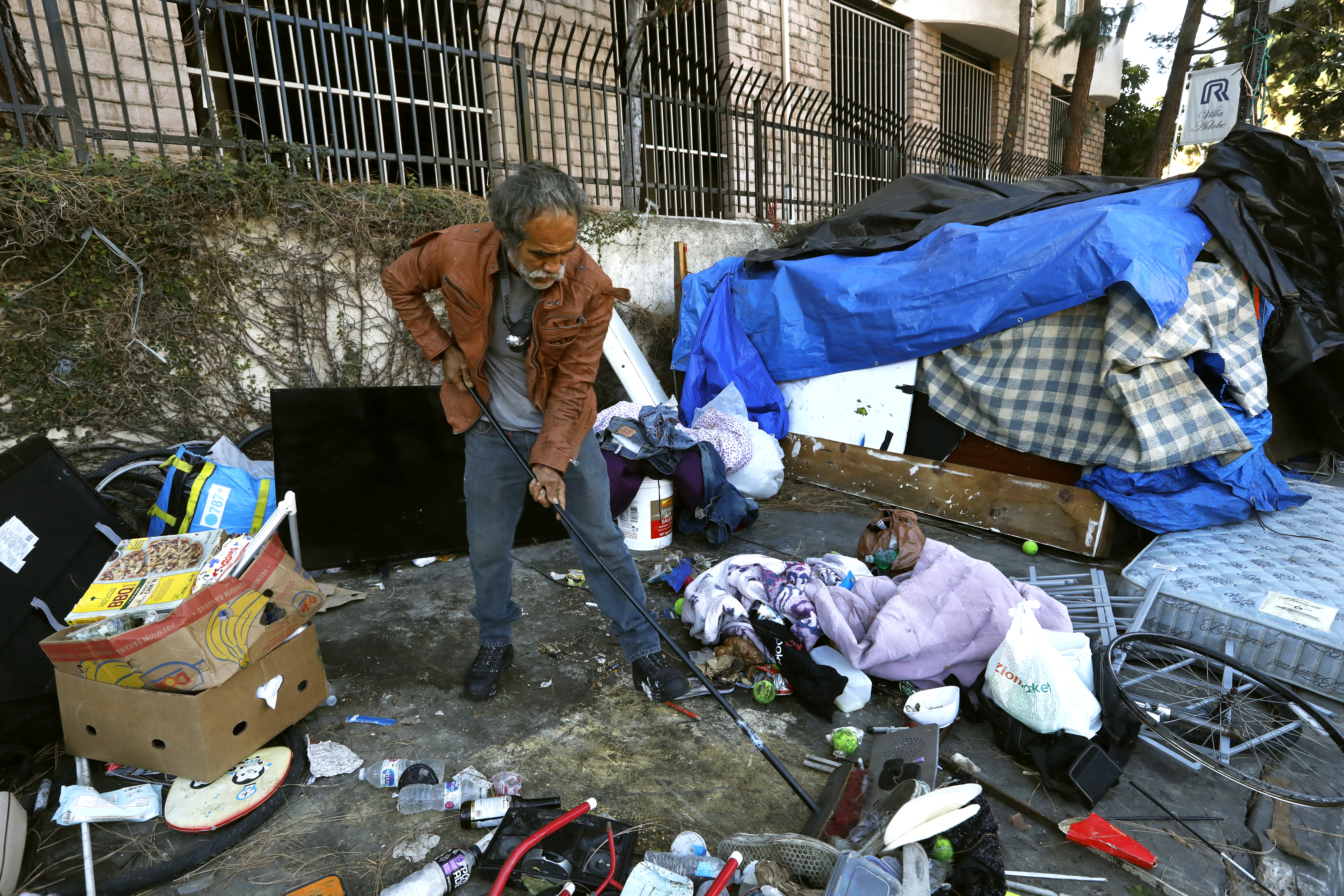 L.A. changed approach to homelessness. Is it about politics? - Vimarsana News