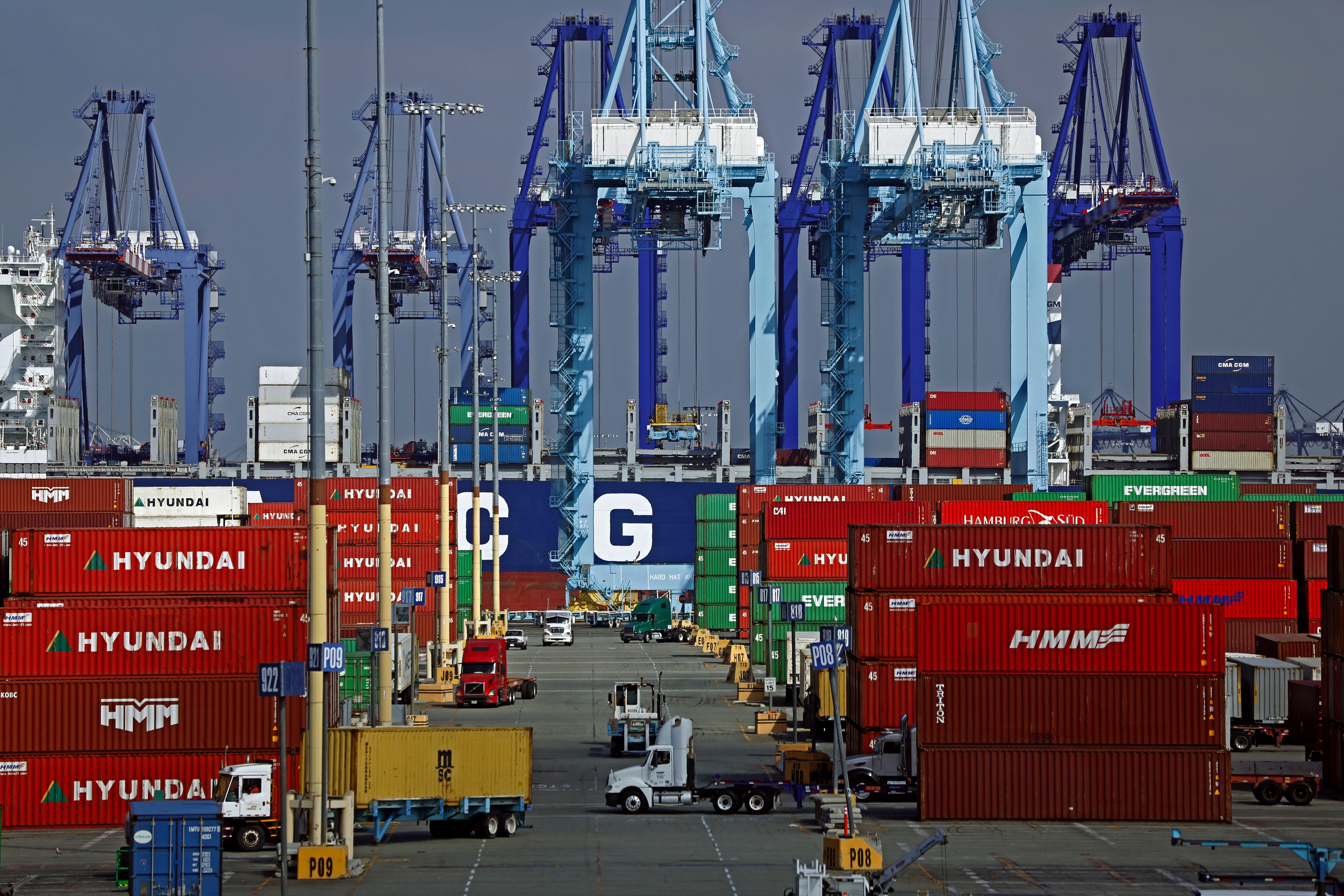 Expect more shipping chaos thanks to the Omicron variant - Vimarsana News