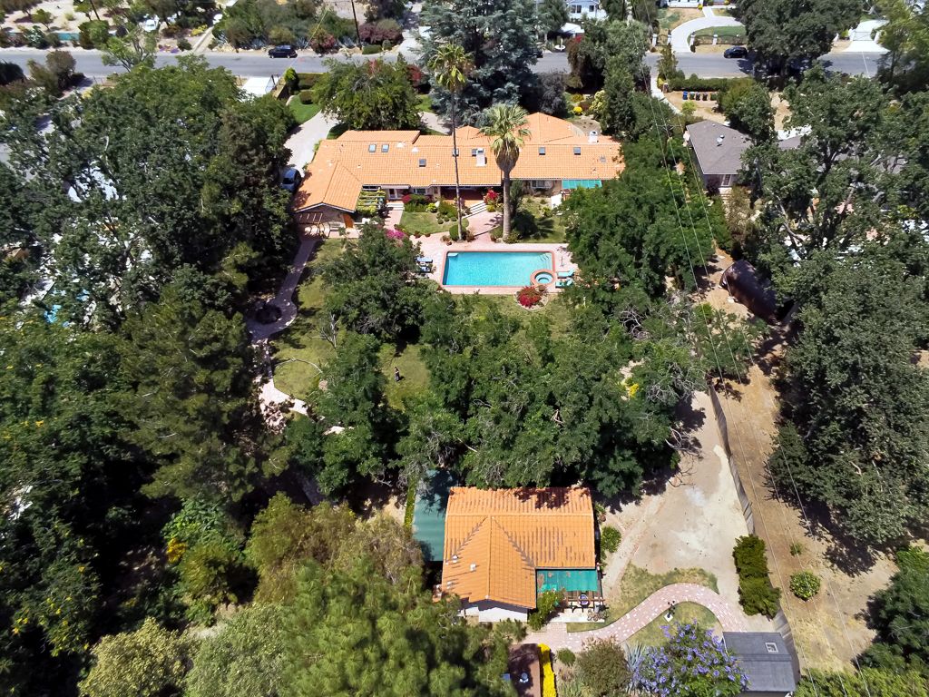 23356 Collins Street, Woodland Hills 91367 - Los Angeles Times - Vimarsana News