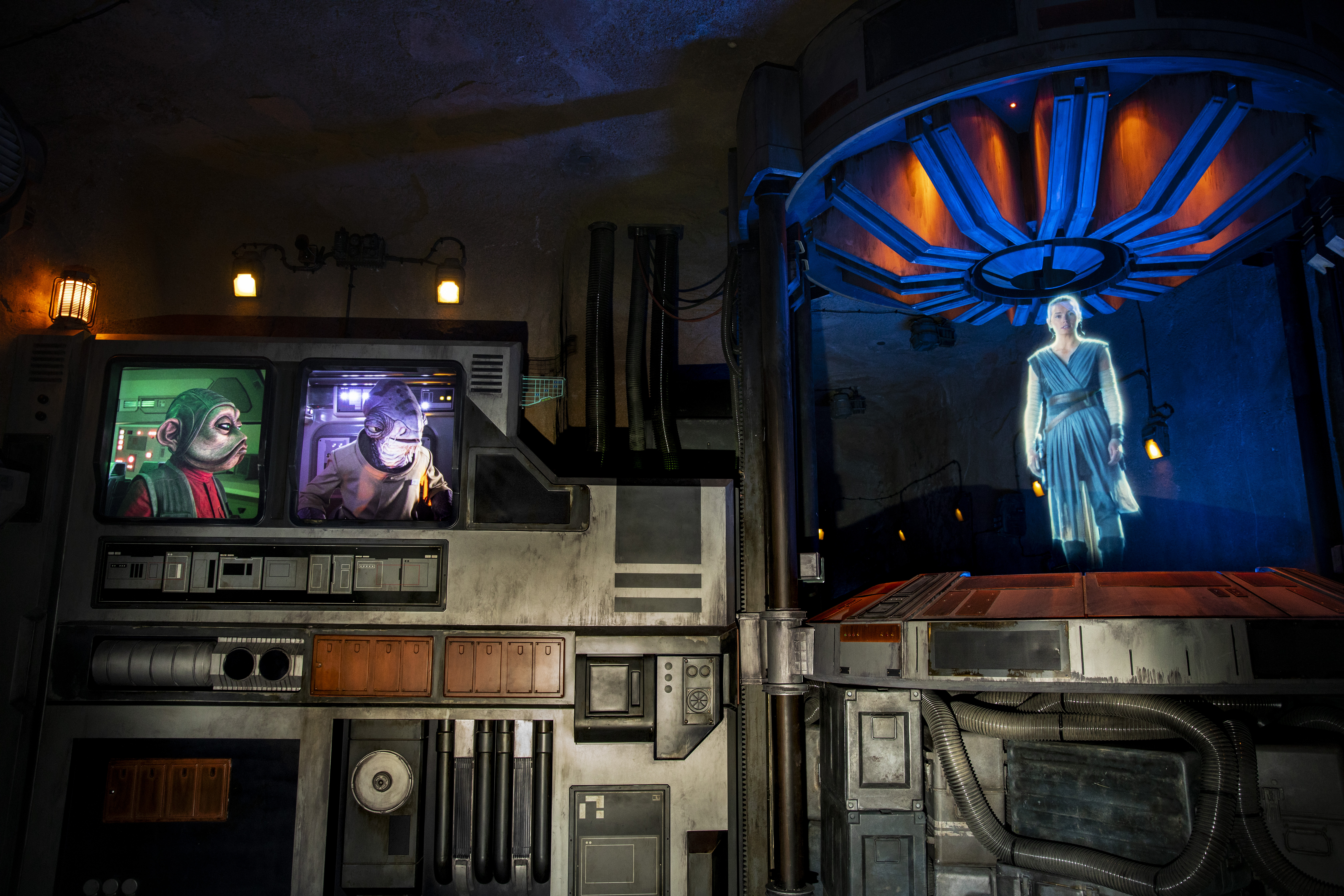 Disneyland reopening: How COVID changed Star Wars ride - Vimarsana News