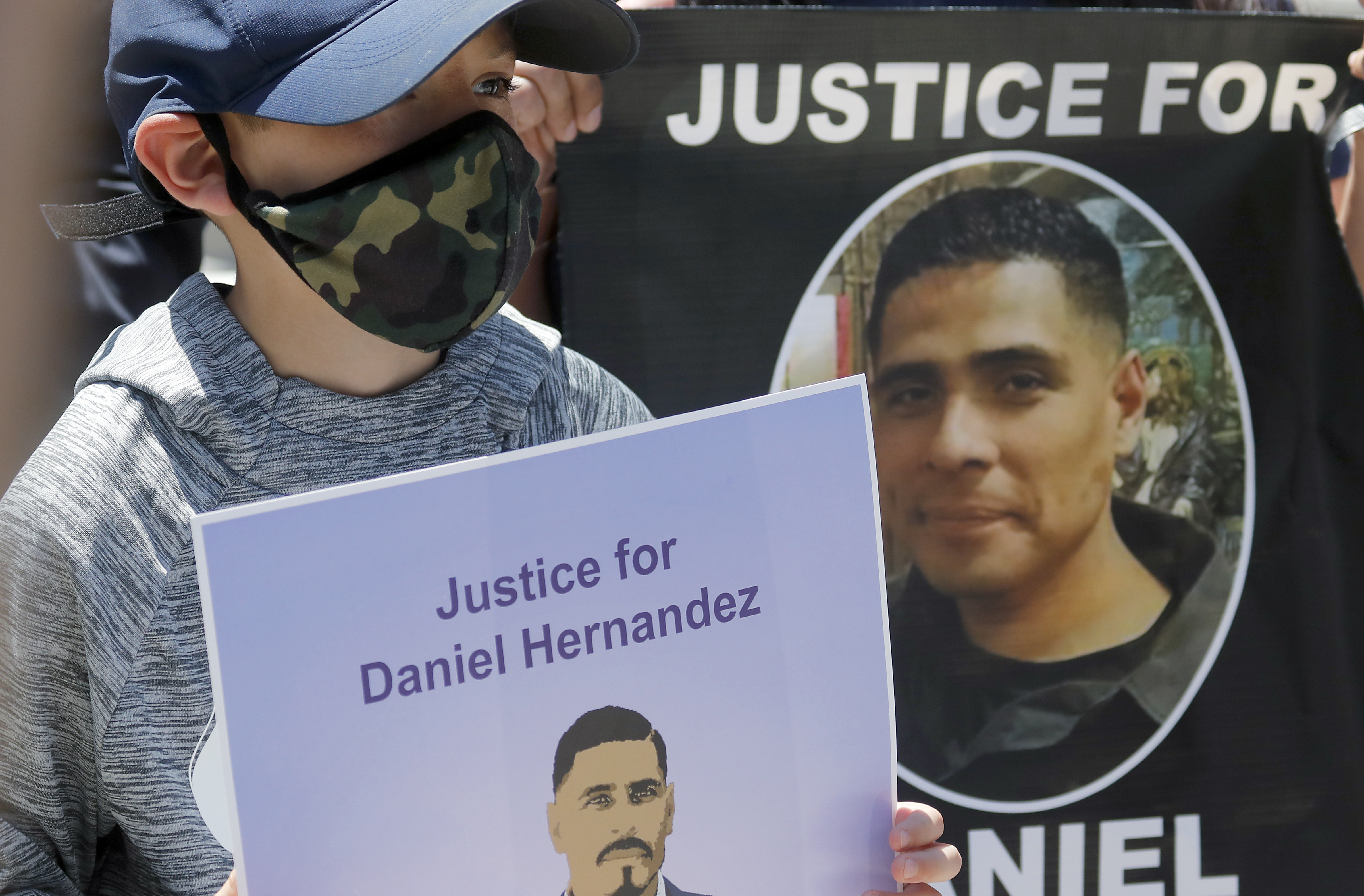 'Top shot' LAPD officer sues chief, department over social media demand - Vimarsana News