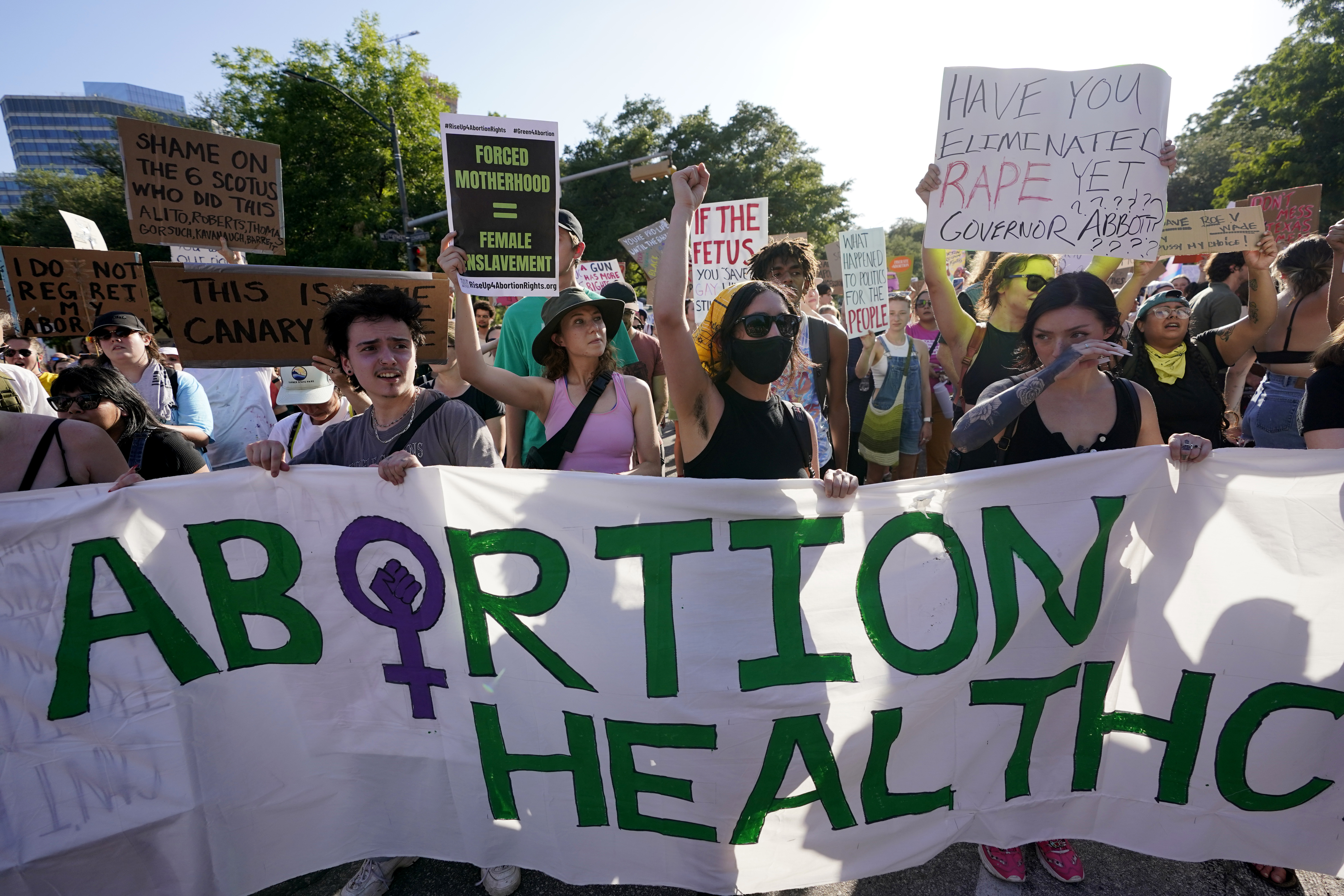 Editorial: The post-Roe strategy is to elect more abortion access champions - Vimarsana News