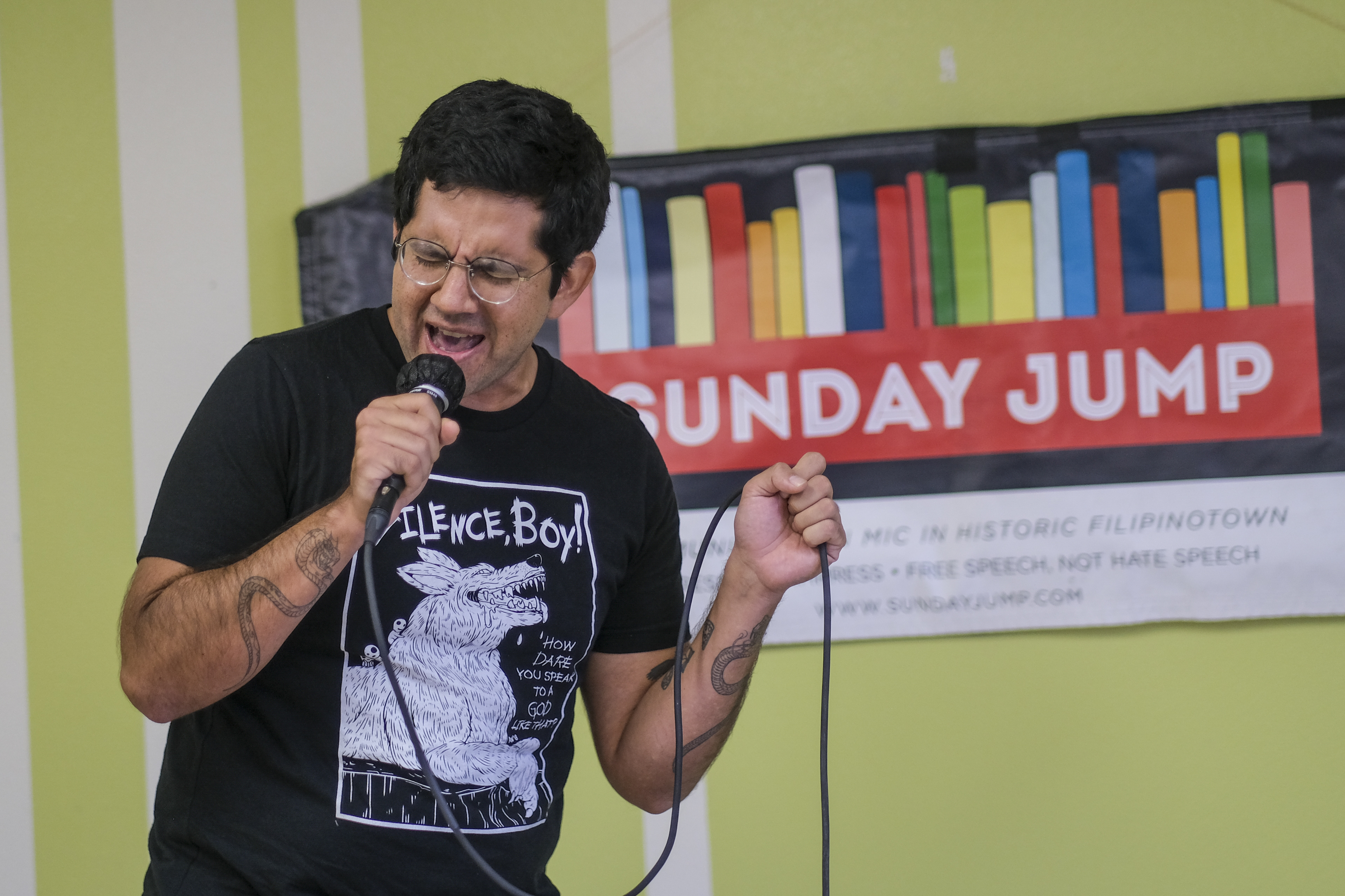 Los Angeles is a karaoke town - Vimarsana News