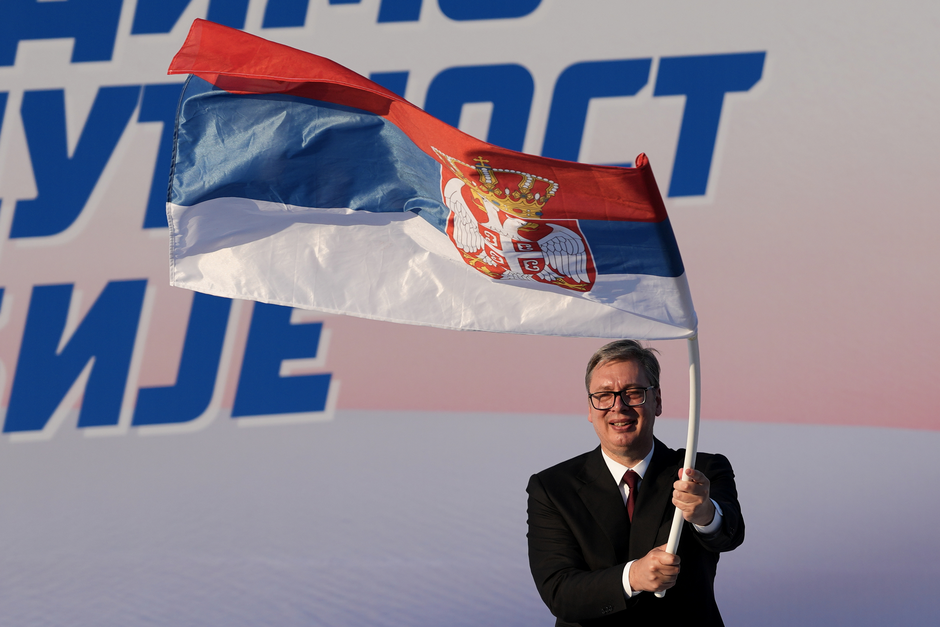 Serbia President Vucic says he will resign - Los Angeles Times