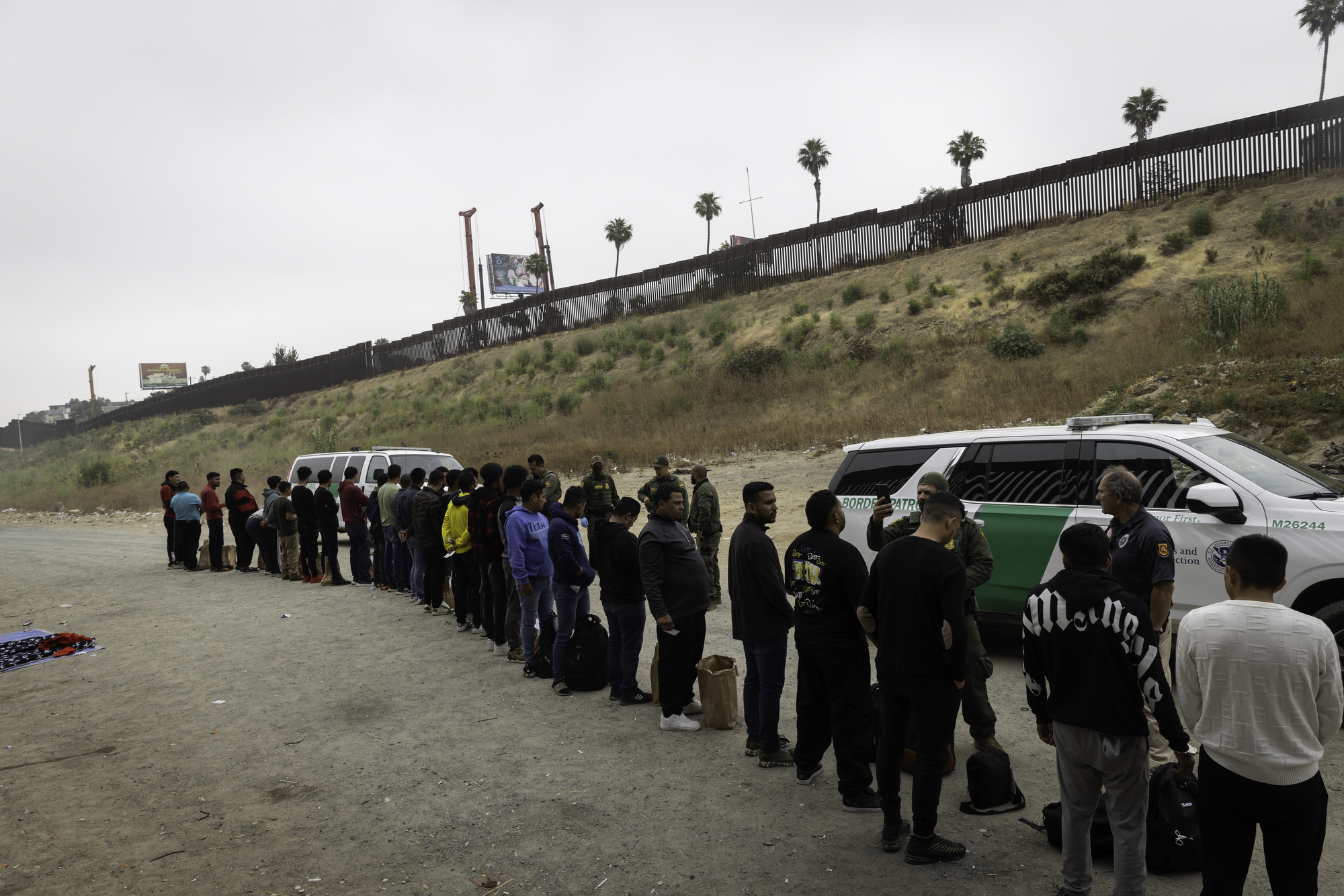 San Diego is a top spot for border crossings. How many people arrive only to become homeless? - Vimarsana News