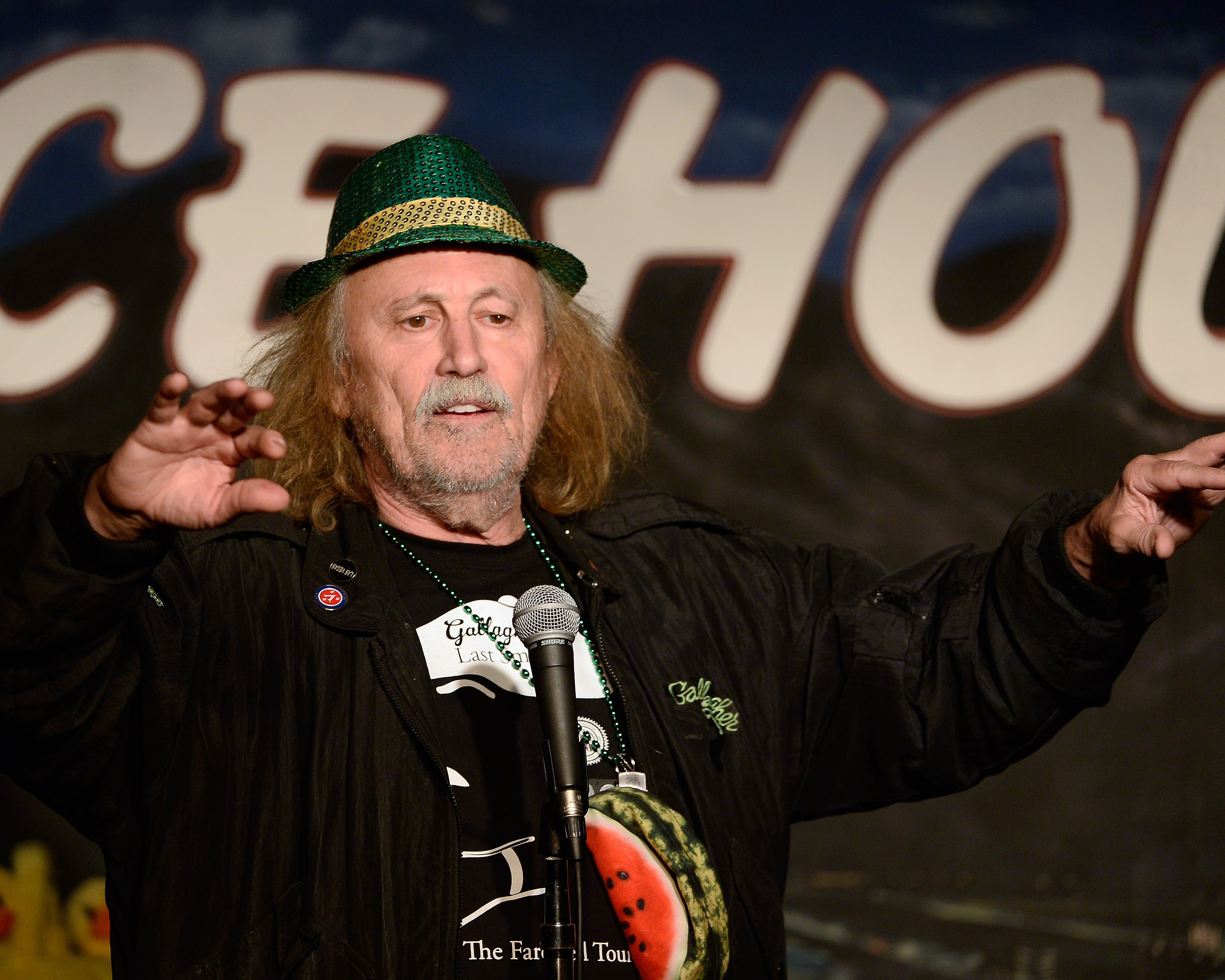 Gallagher, the melon-smashing comedian, dies at 76 - Vimarsana News
