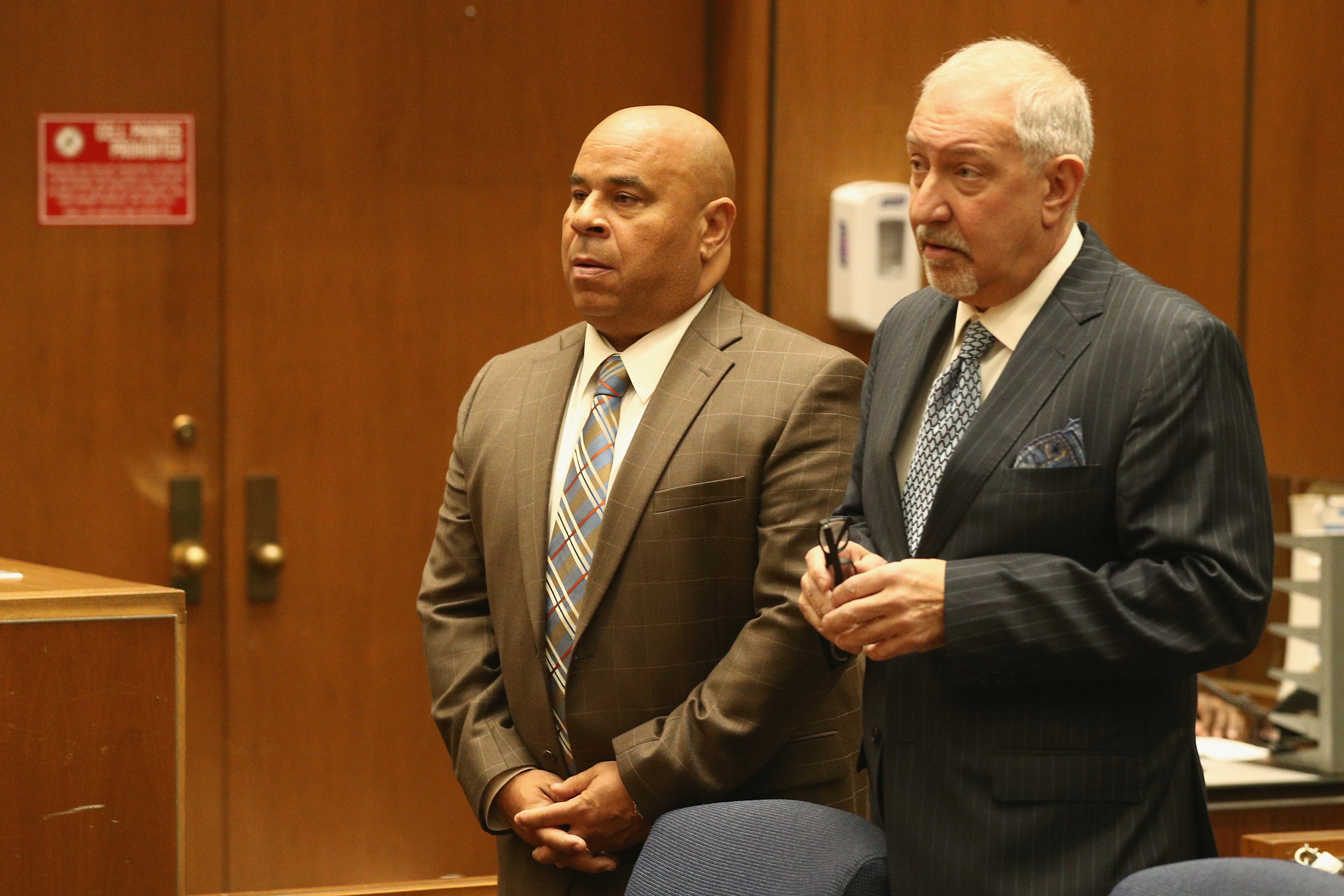 Will Suge Knight's attorney follow the rap mogul to prison? - Vimarsana News