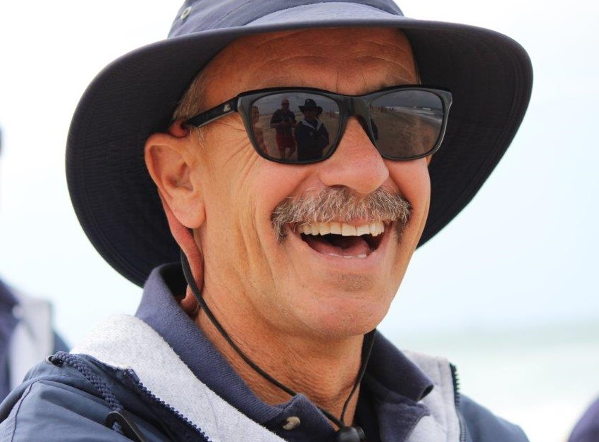 Former lifeguard turned author recounts heroism along Sonoma Coast in latest work - Vimarsana News