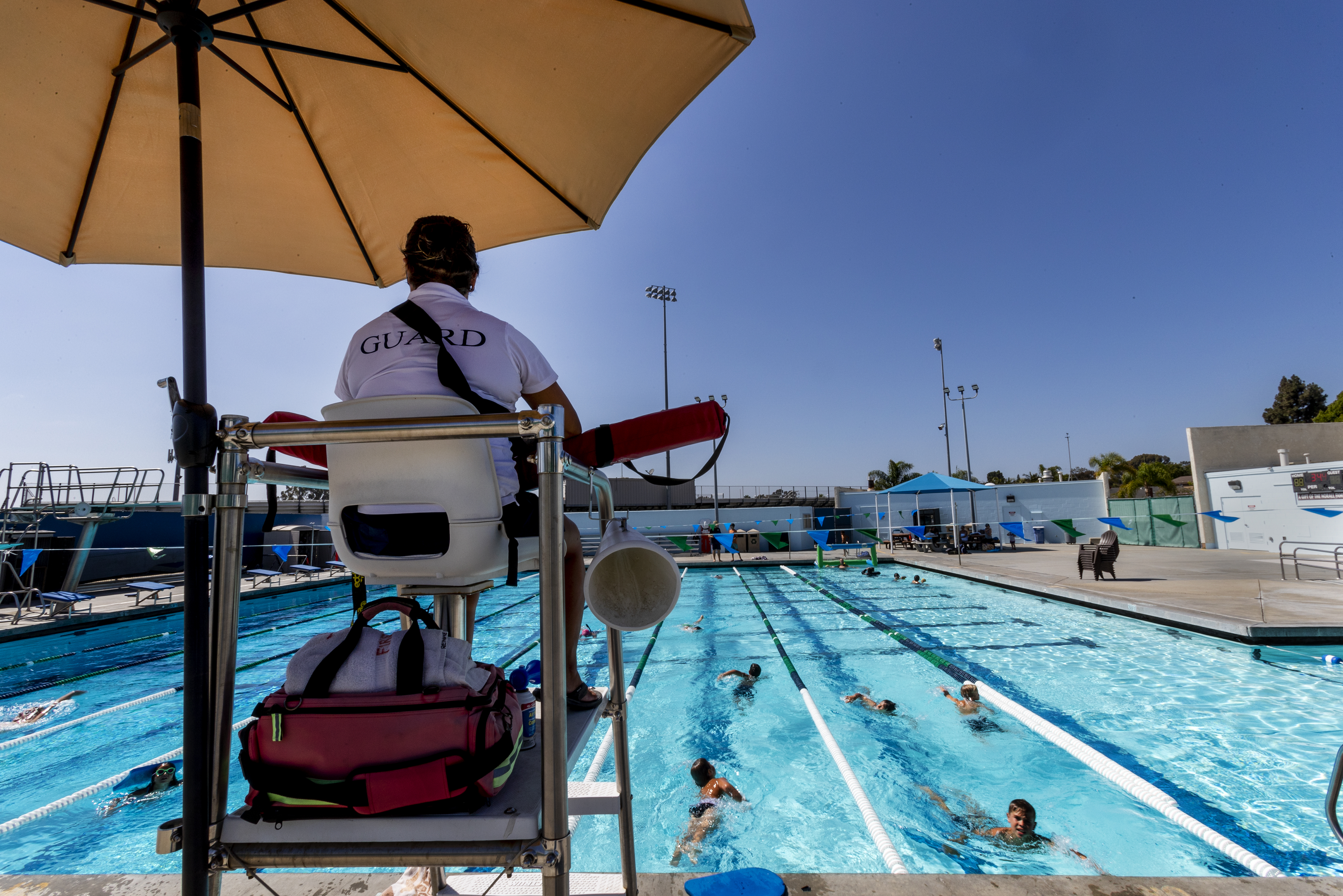 As California faces lifeguard shortage, a bill seeks to help - Vimarsana News